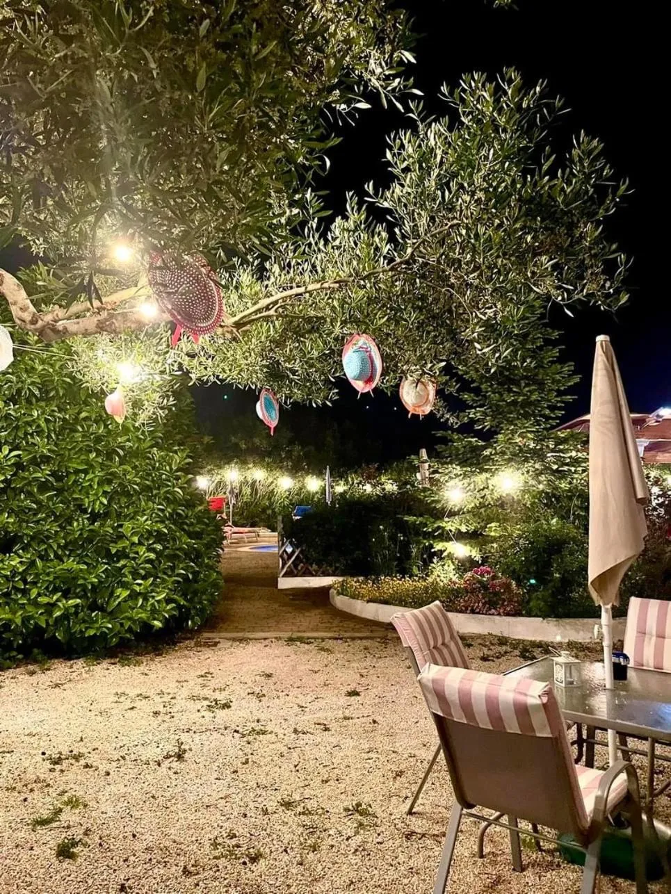 Garden in Mirella Charming