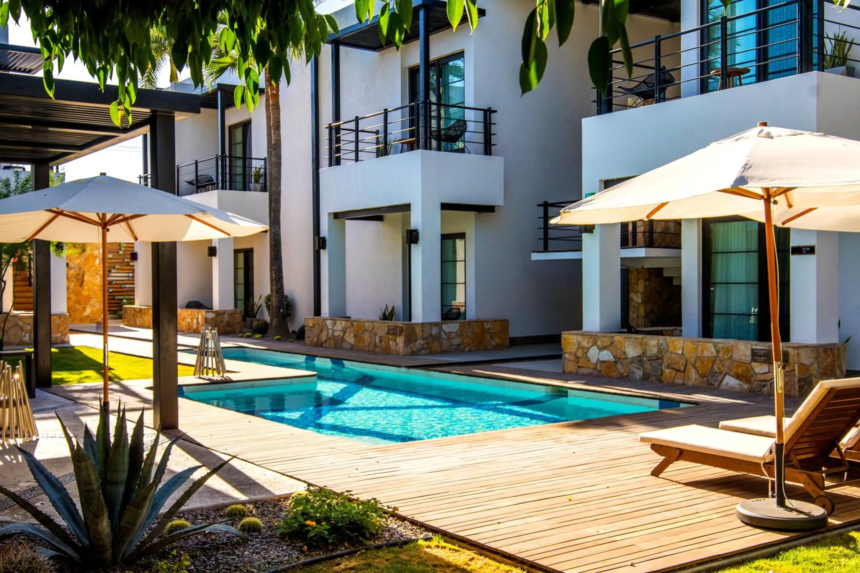 Swimming pool in Marsella 45