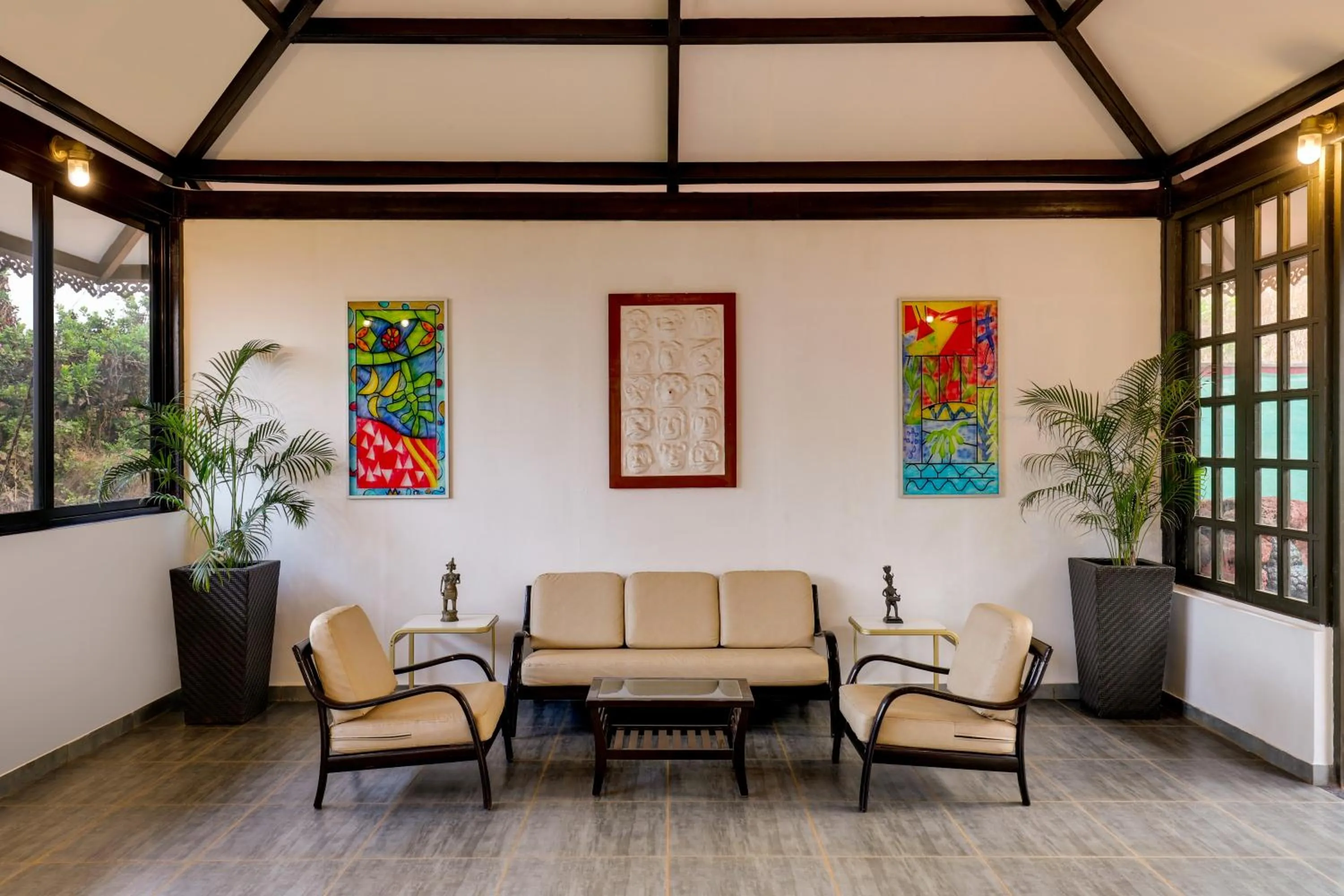 Lobby or reception in Lemon Tree Hotel, Dapoli