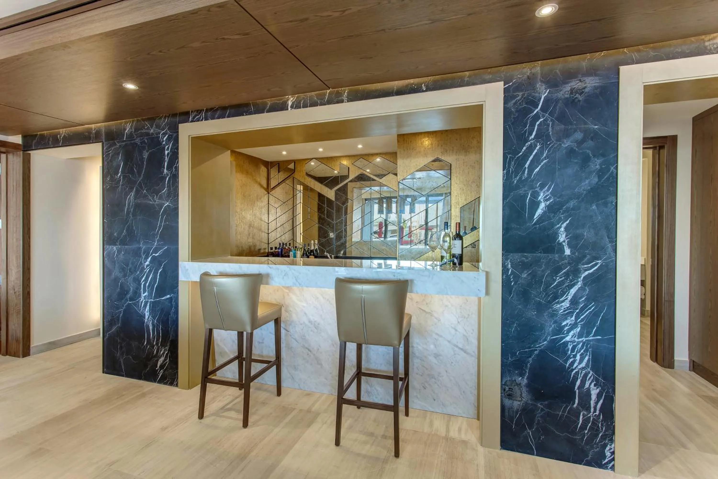 Living room in Royalton Bavaro, An Autograph Collection All-Inclusive Resort & Casino