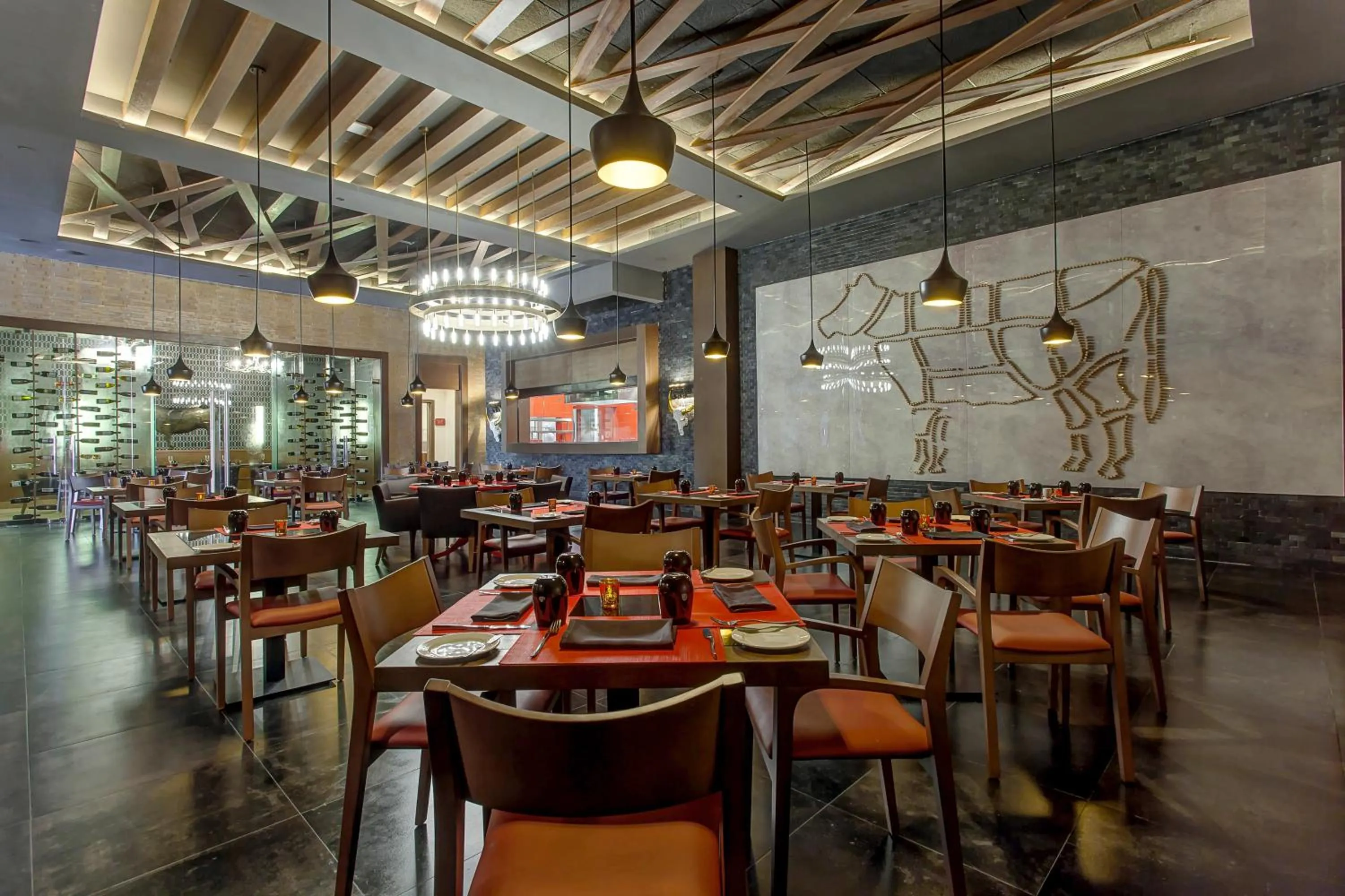 Restaurant/places to eat in Royalton Bavaro, An Autograph Collection All-Inclusive Resort & Casino