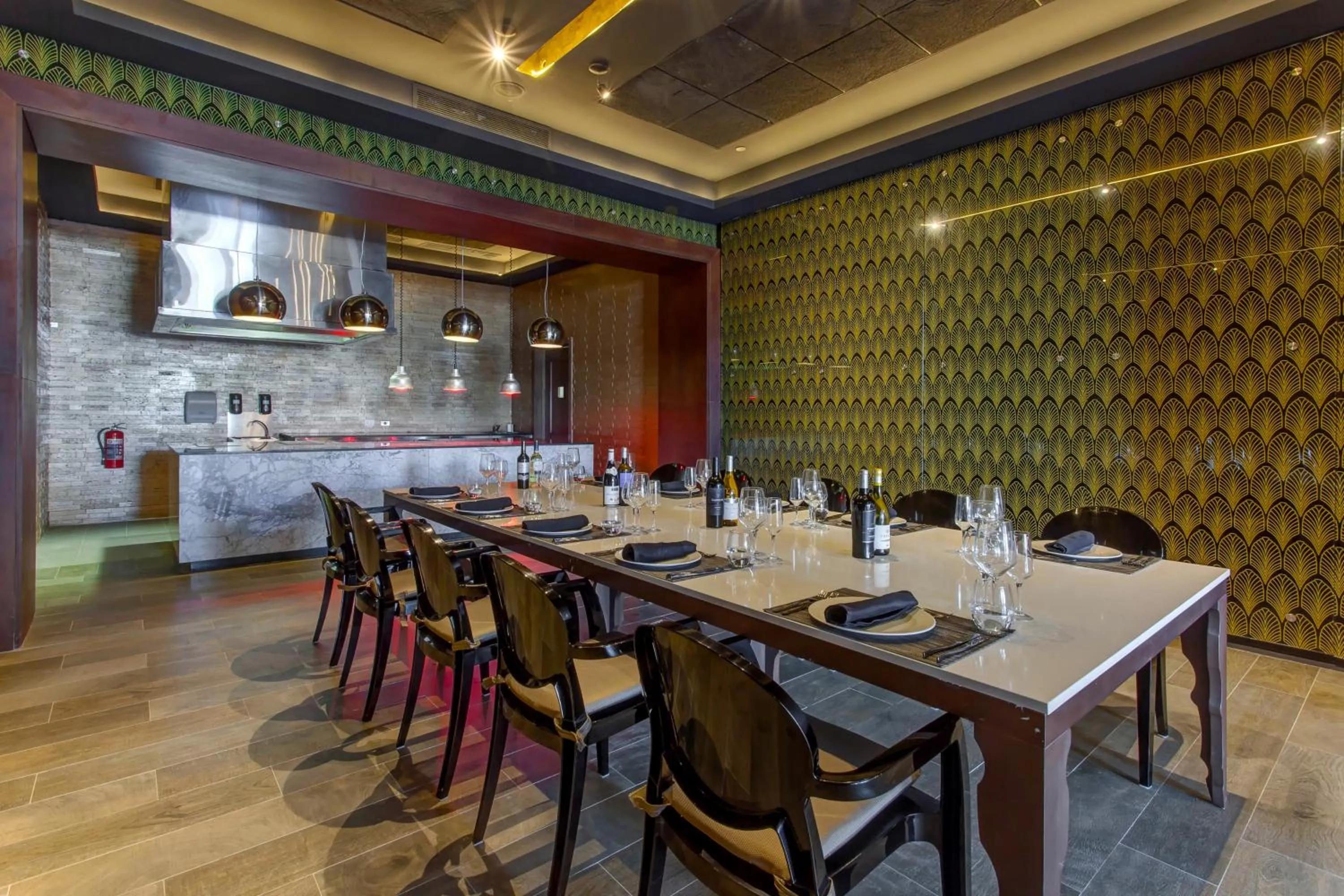 Restaurant/places to eat in Royalton Bavaro, An Autograph Collection All-Inclusive Resort & Casino