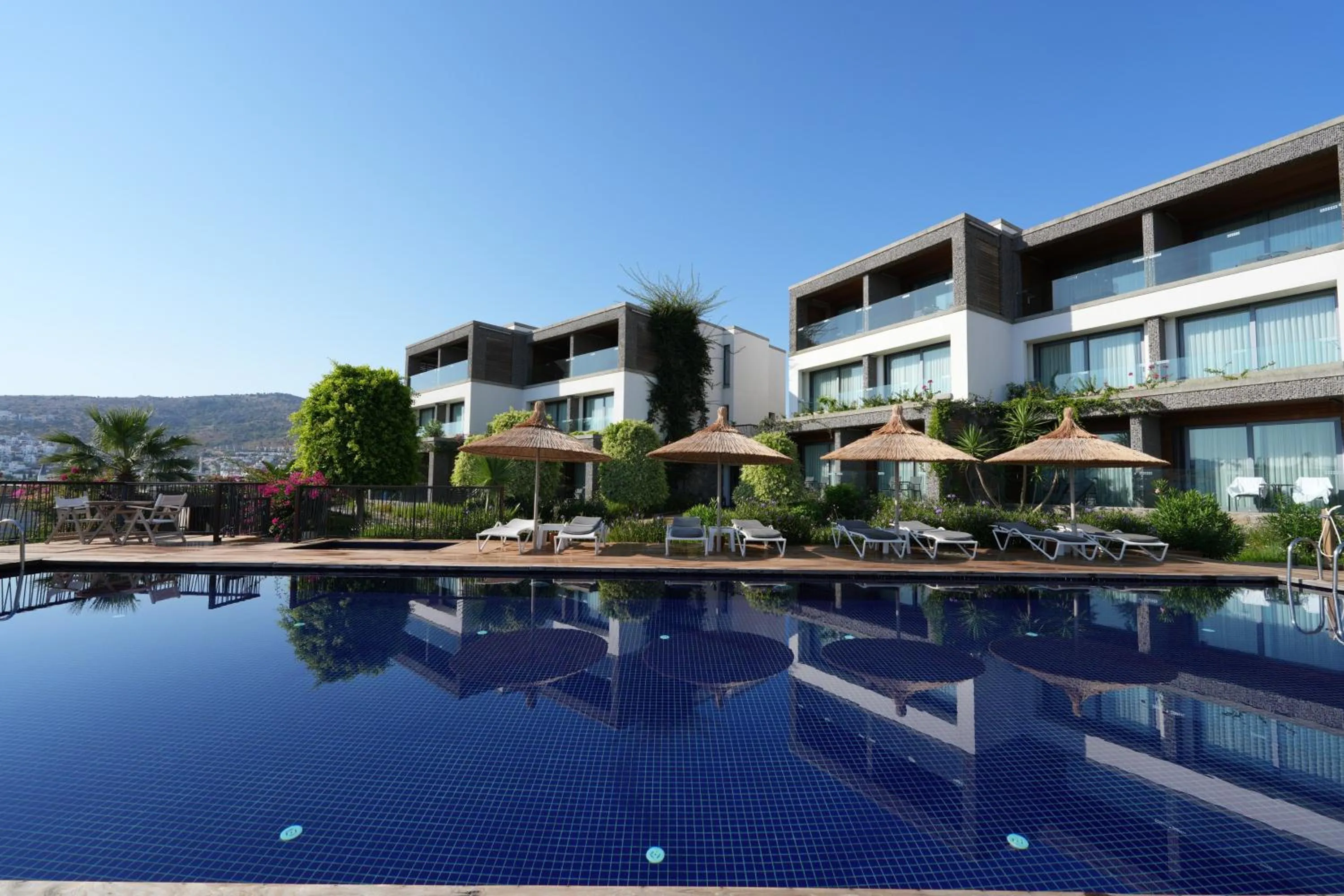 Pool view in Costa Farilya Special Class Hotel Bodrum