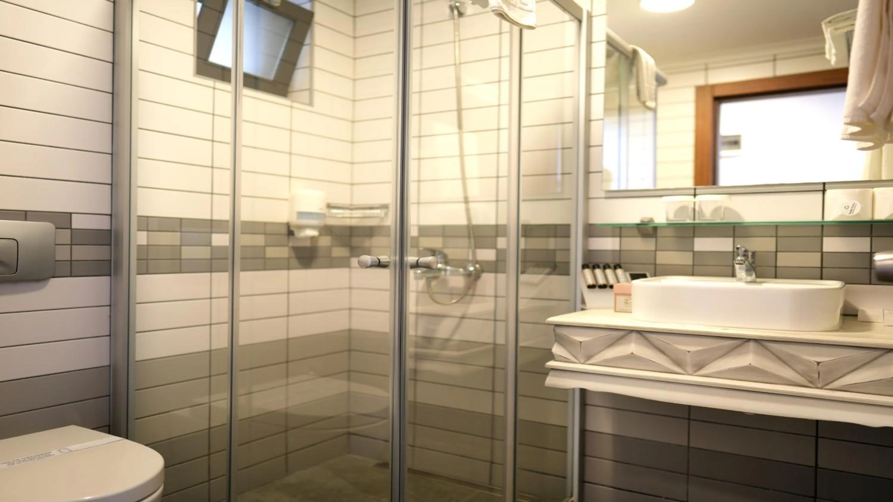 Bathroom in Costa Farilya Special Class Hotel Bodrum