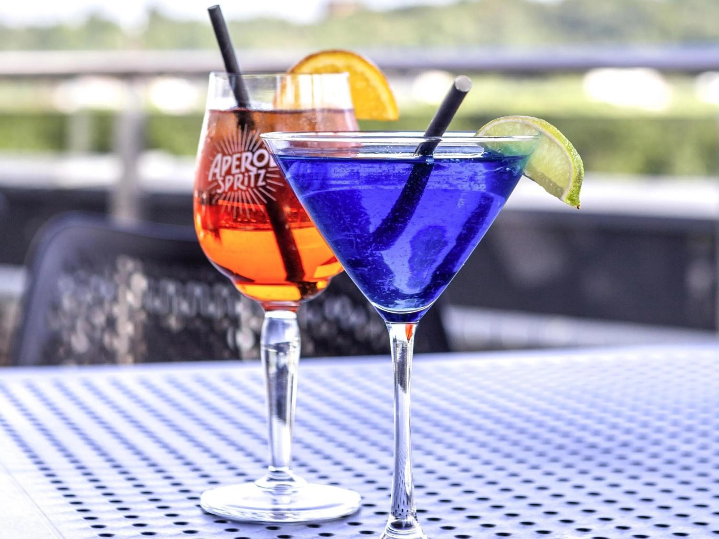 Lounge or bar in IBIS Styles Kaunas Centre