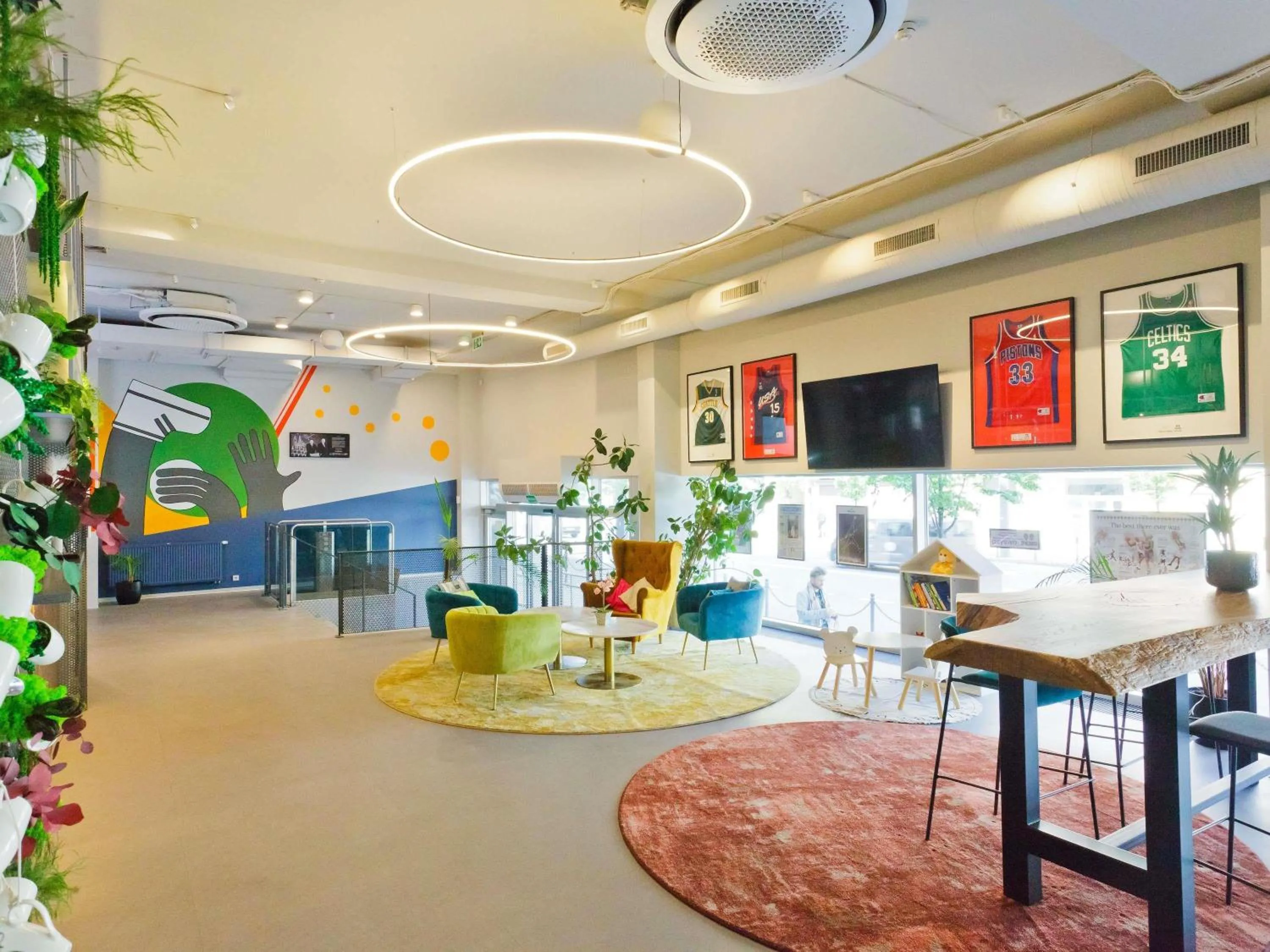 Restaurant/places to eat in IBIS Styles Kaunas Centre