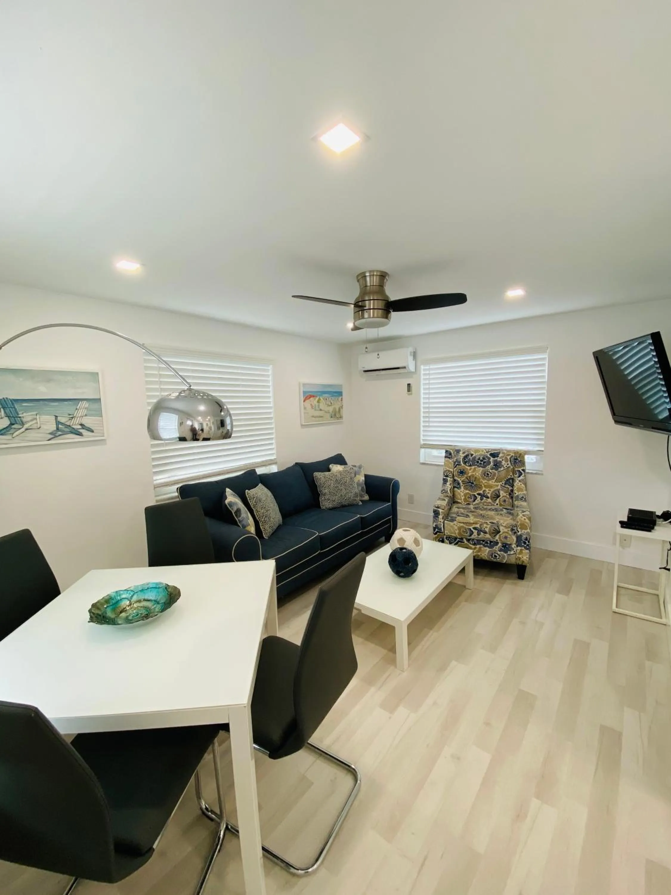 Living room in Blue Sky