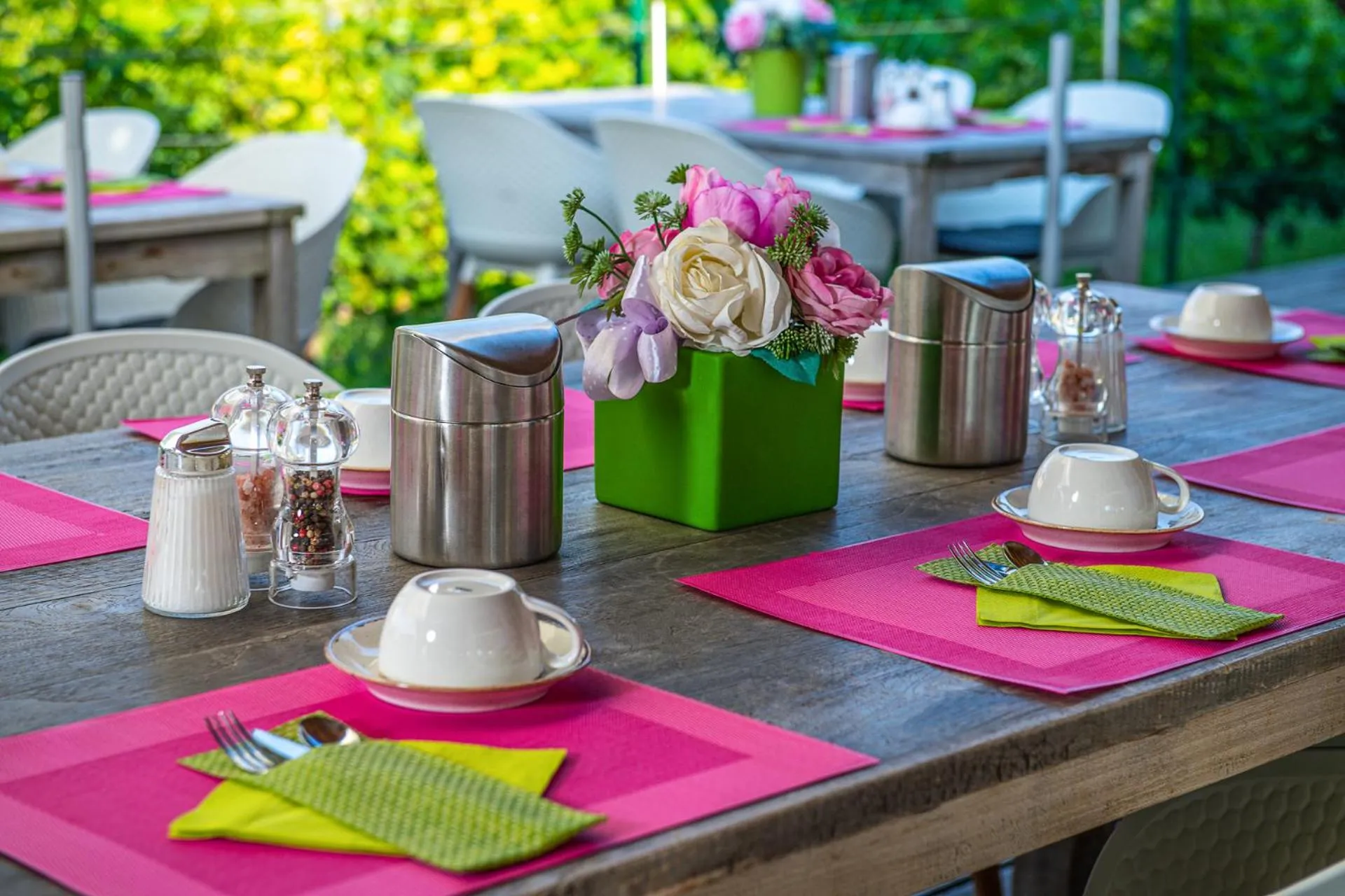 Restaurant/places to eat in Das WeinQuadrat - boutique stay