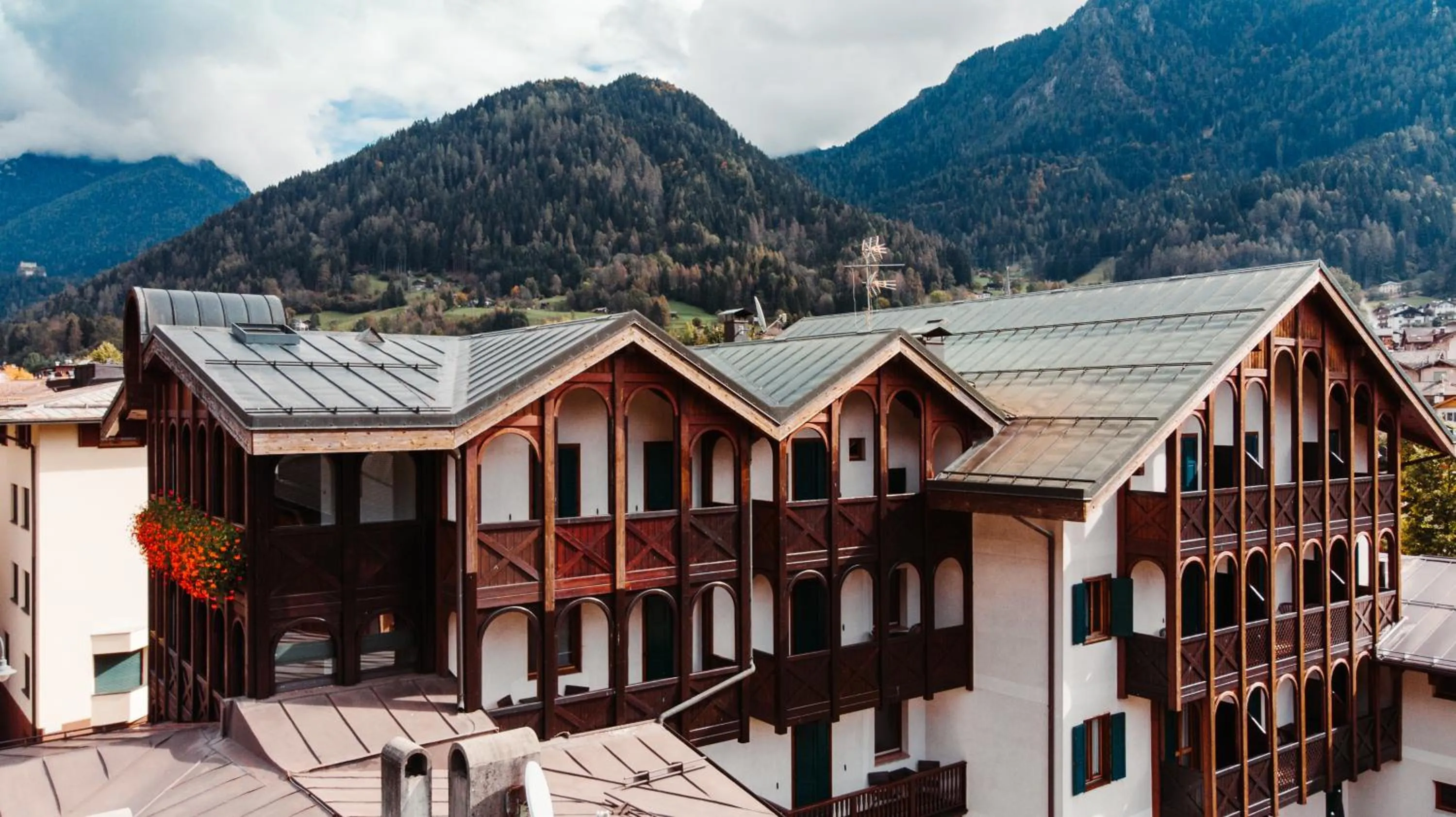 Property building in Hotel Isolabella Wellness