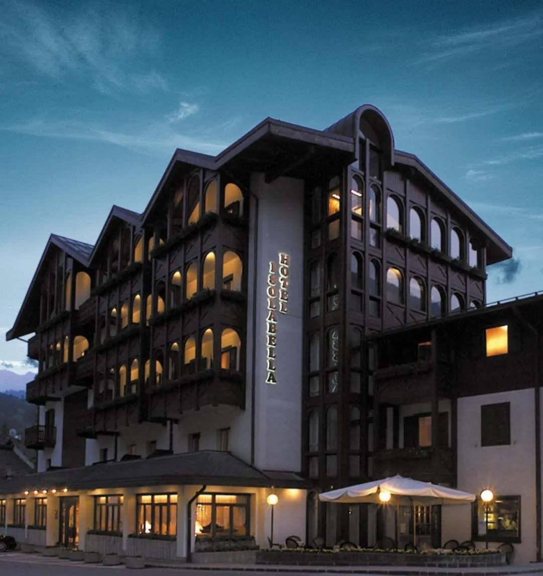 Facade/entrance in Hotel Isolabella Wellness