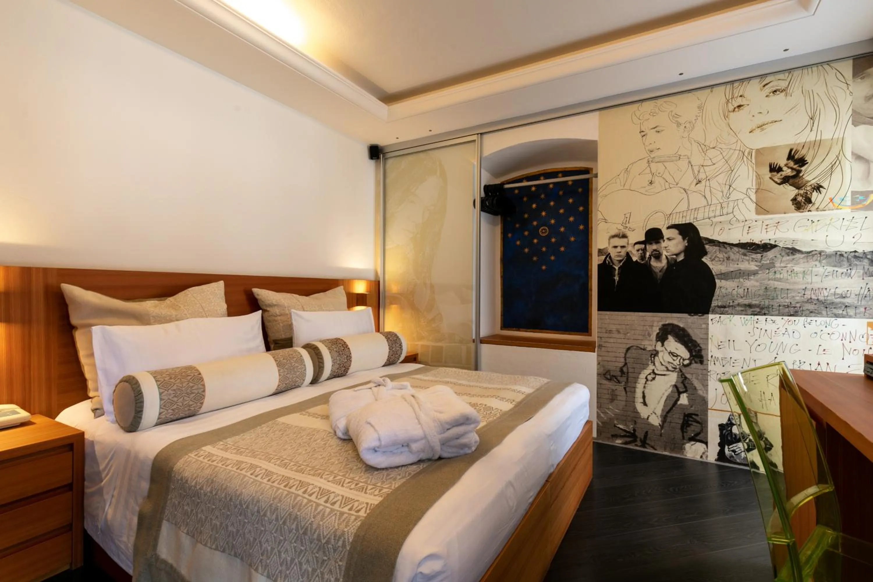 Photo of the whole room, Bed in Hotel Isolabella Wellness