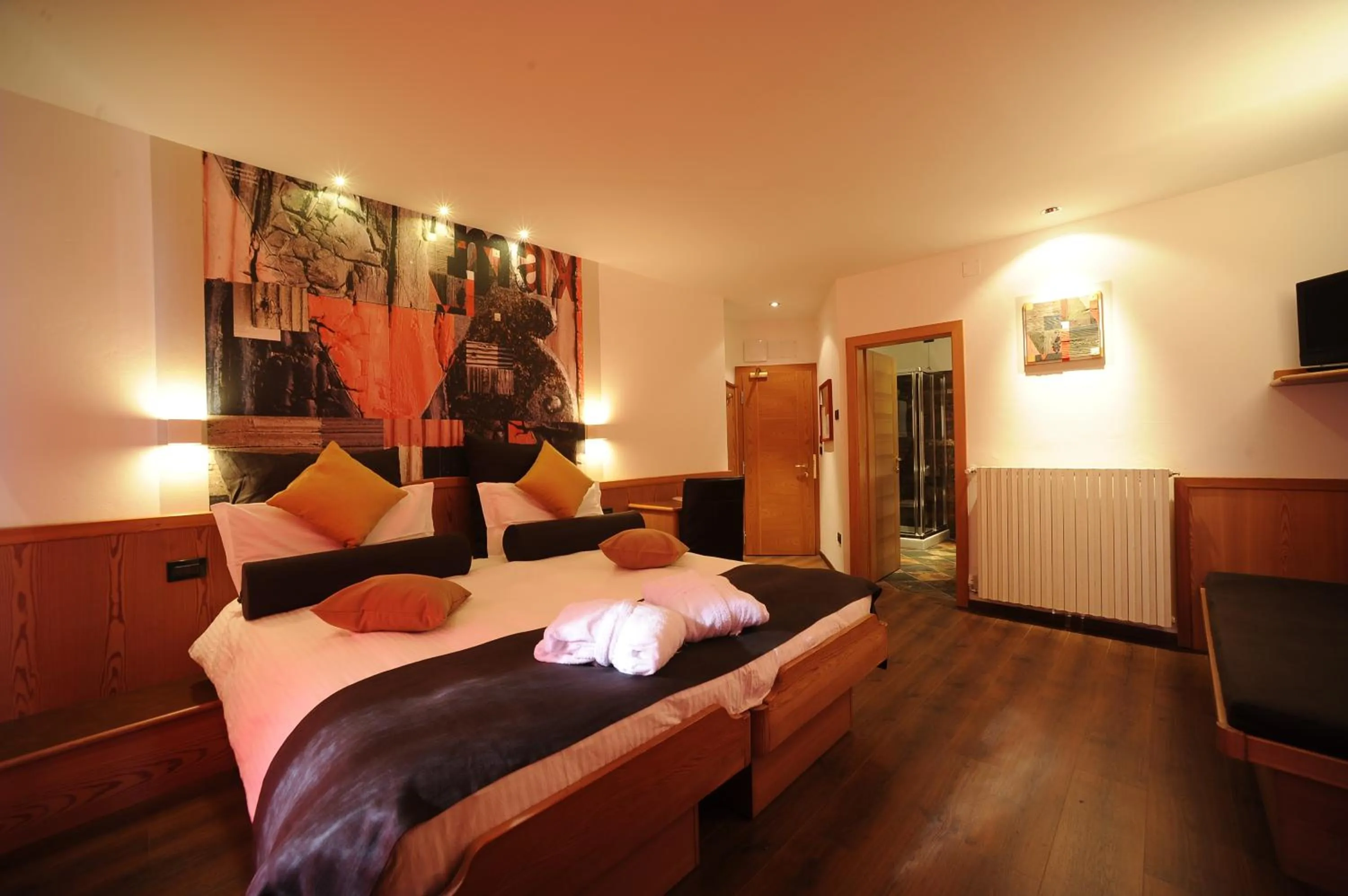 Photo of the whole room, Bed in Hotel Isolabella Wellness