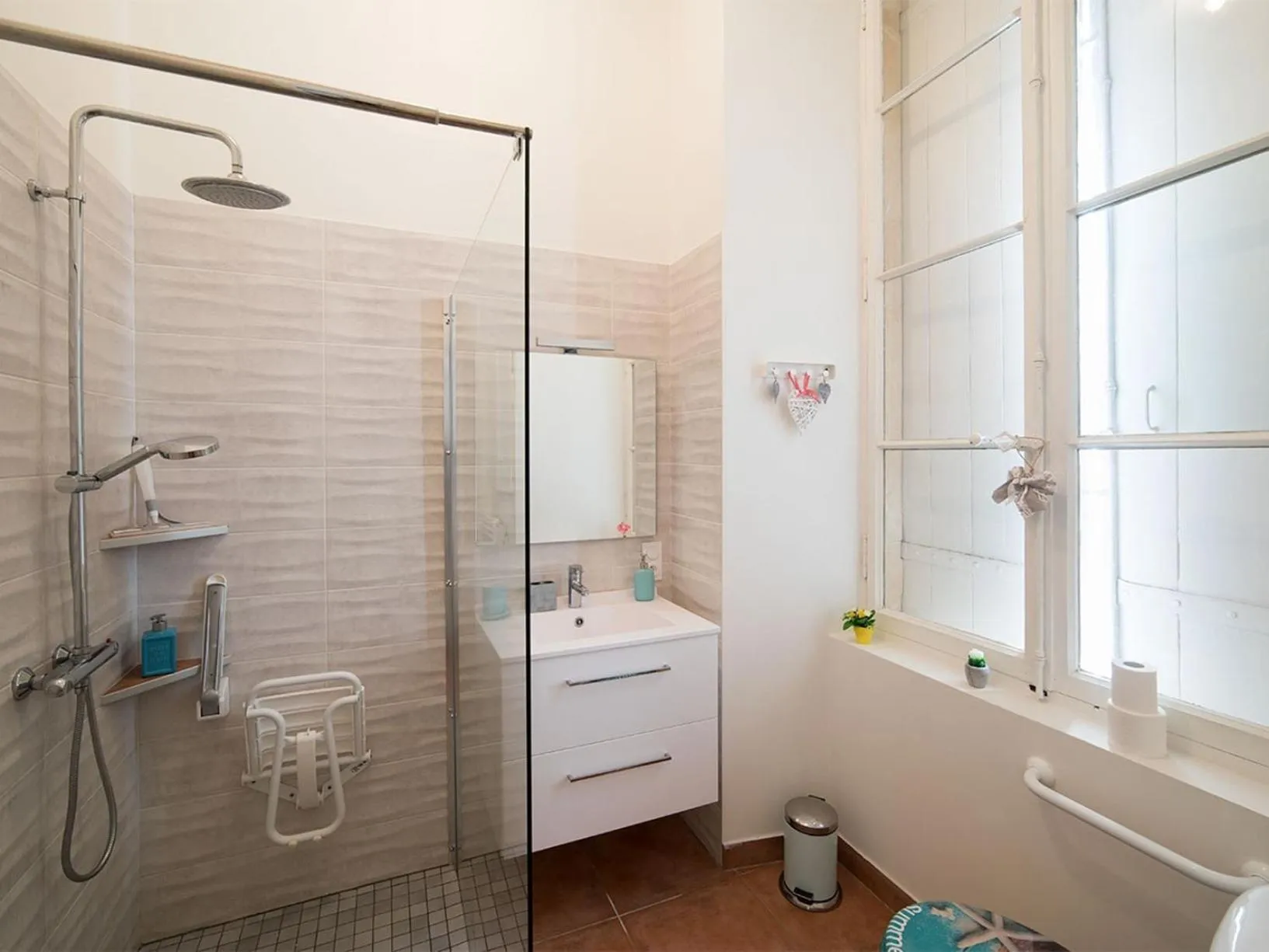 Bathroom in Chambre d'hotes La maison de Maître