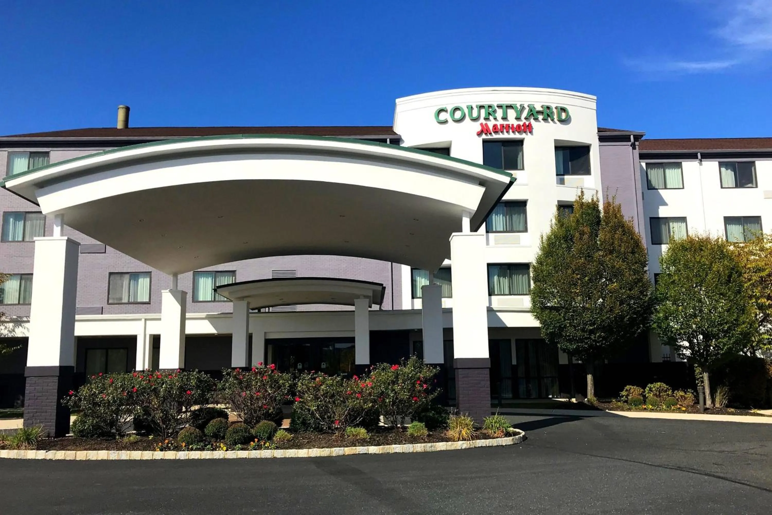 Property building in Courtyard Bethlehem Lehigh Valley/I-78