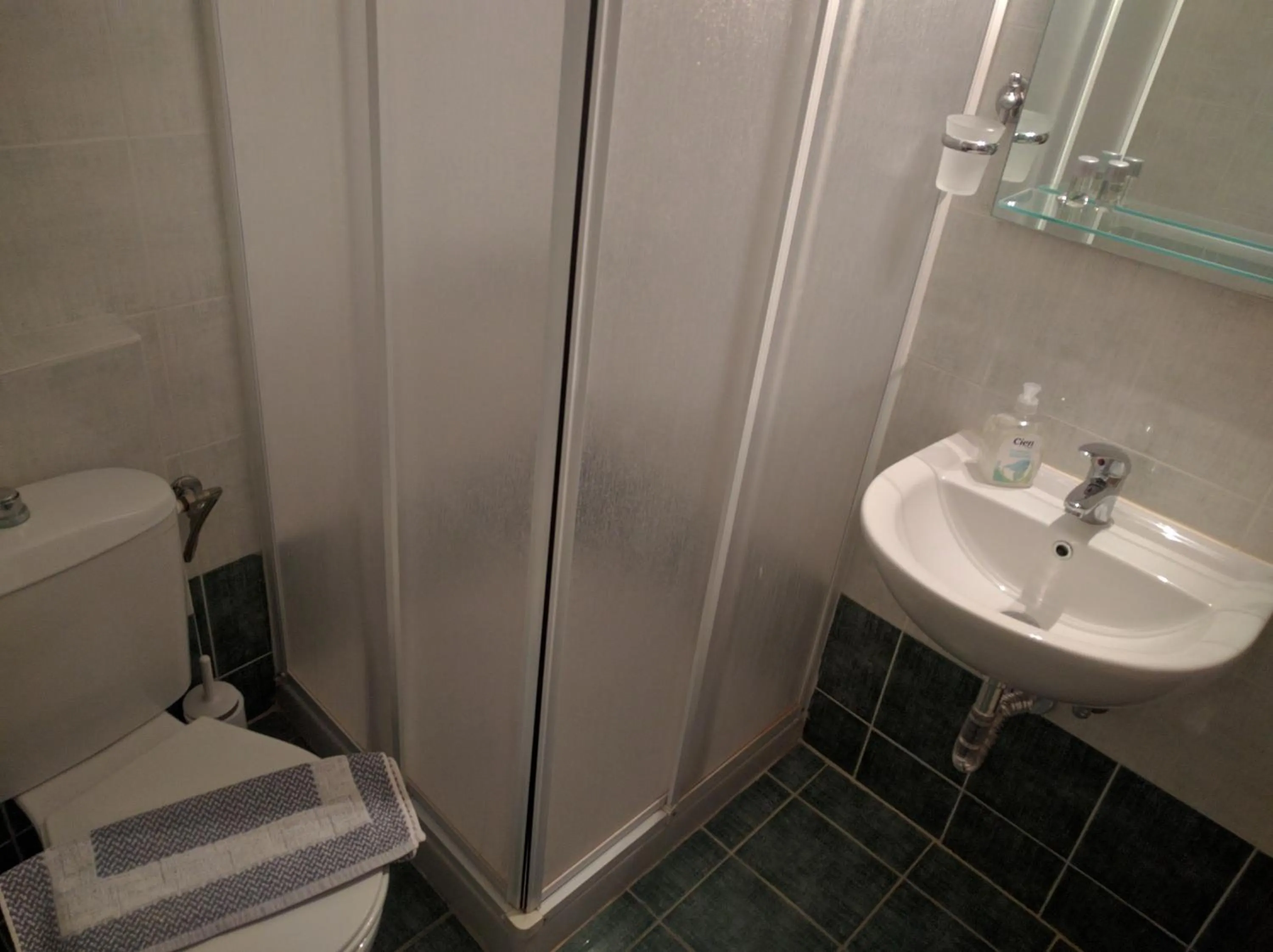 Bathroom in Hotel Sea Breeze