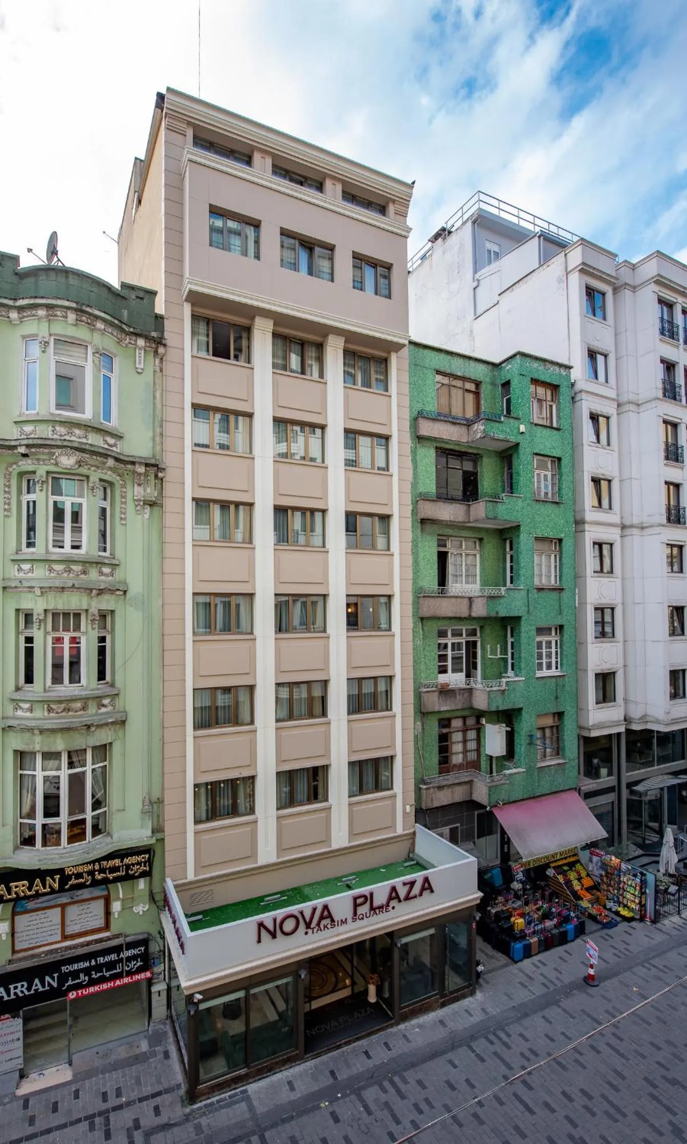 Property building in Nova Plaza Taksim Square