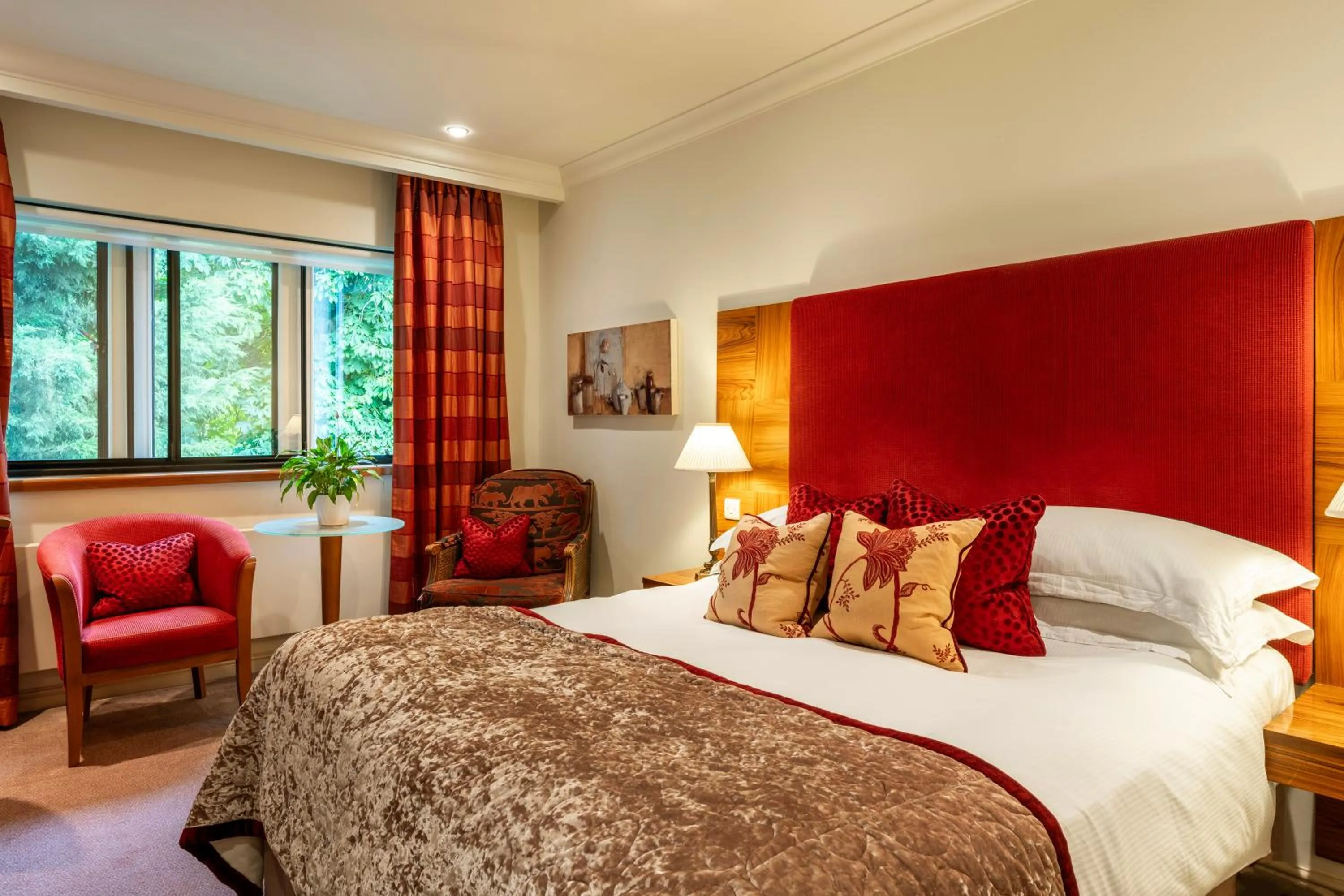 Bedroom, Bed in Mallory Court Country House Hotel & Spa