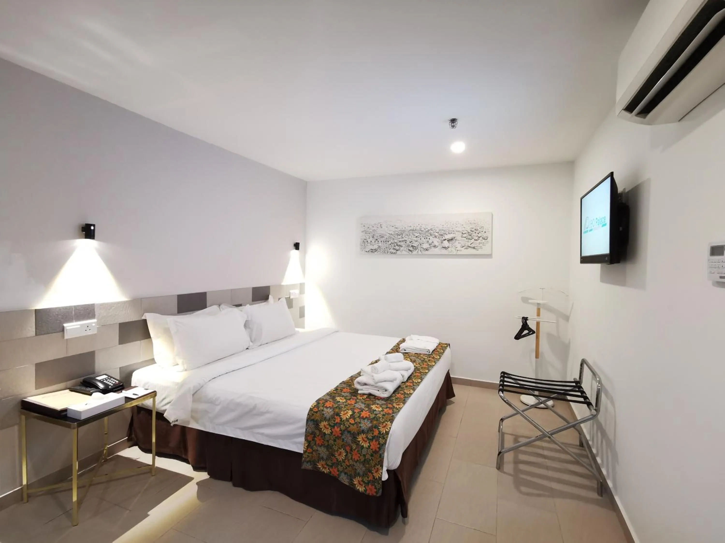 Bedroom, Bed in Leo Palace Hotel New Wing, WTC Kuala Lumpur