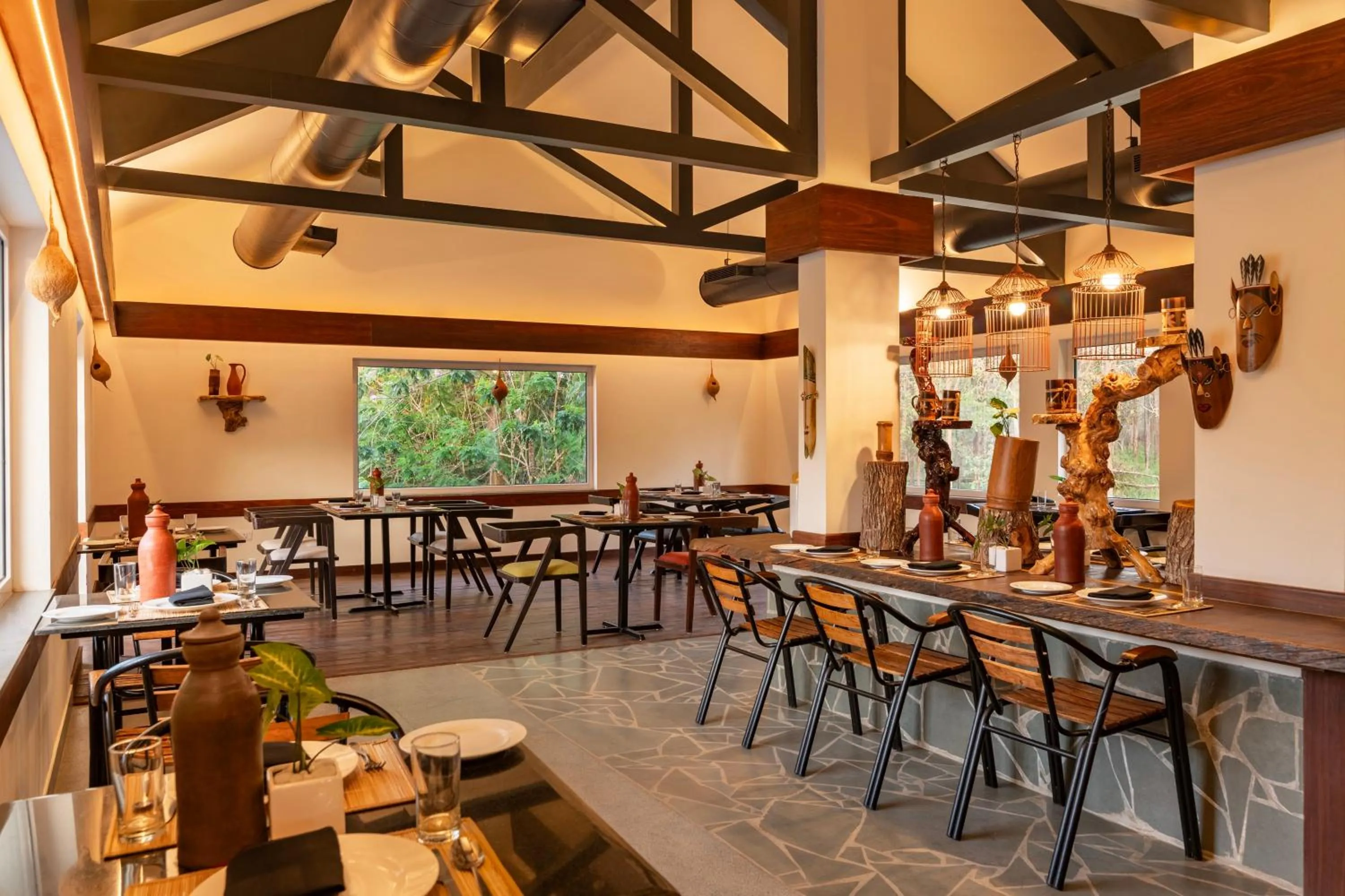 Restaurant/places to eat in Sterling Wayanad