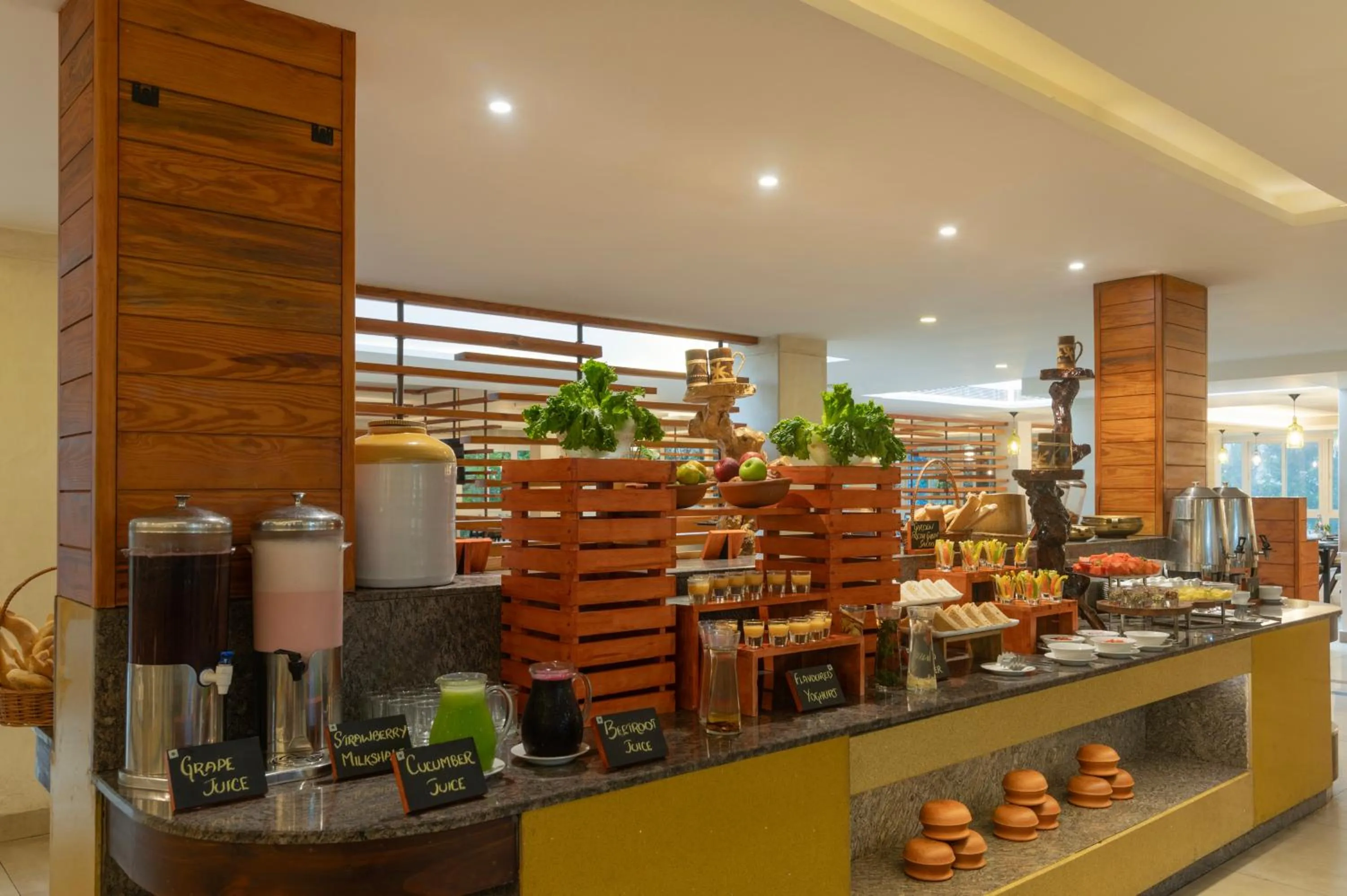 Restaurant/places to eat in Sterling Wayanad