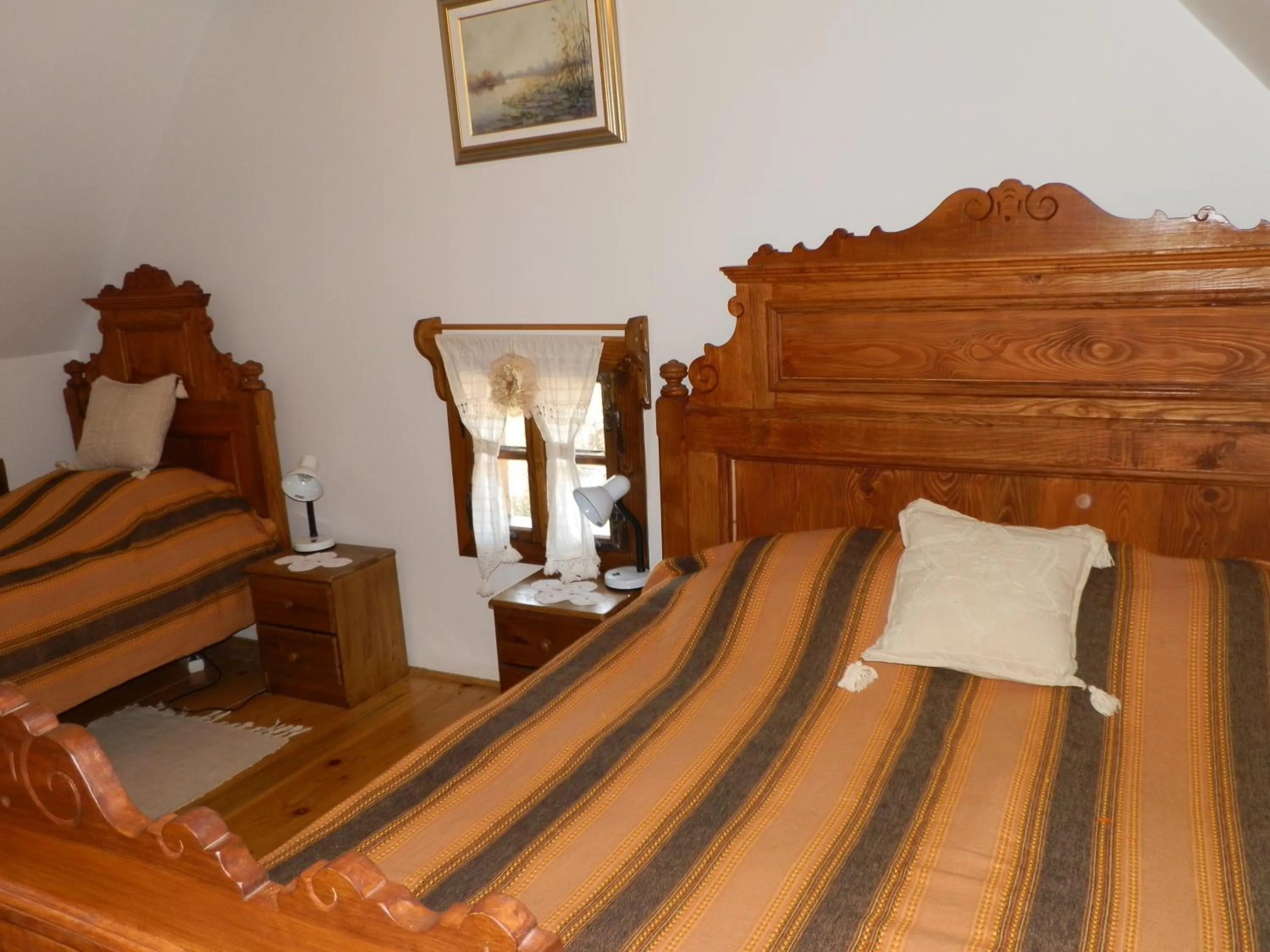 Bed in Tradicije Cigoc