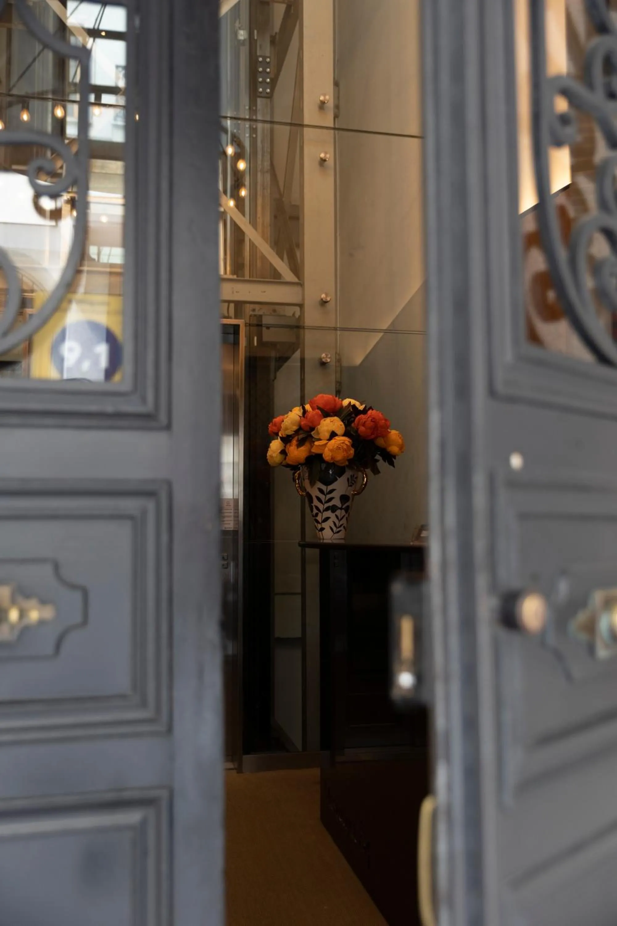 Property building in GALATA M84