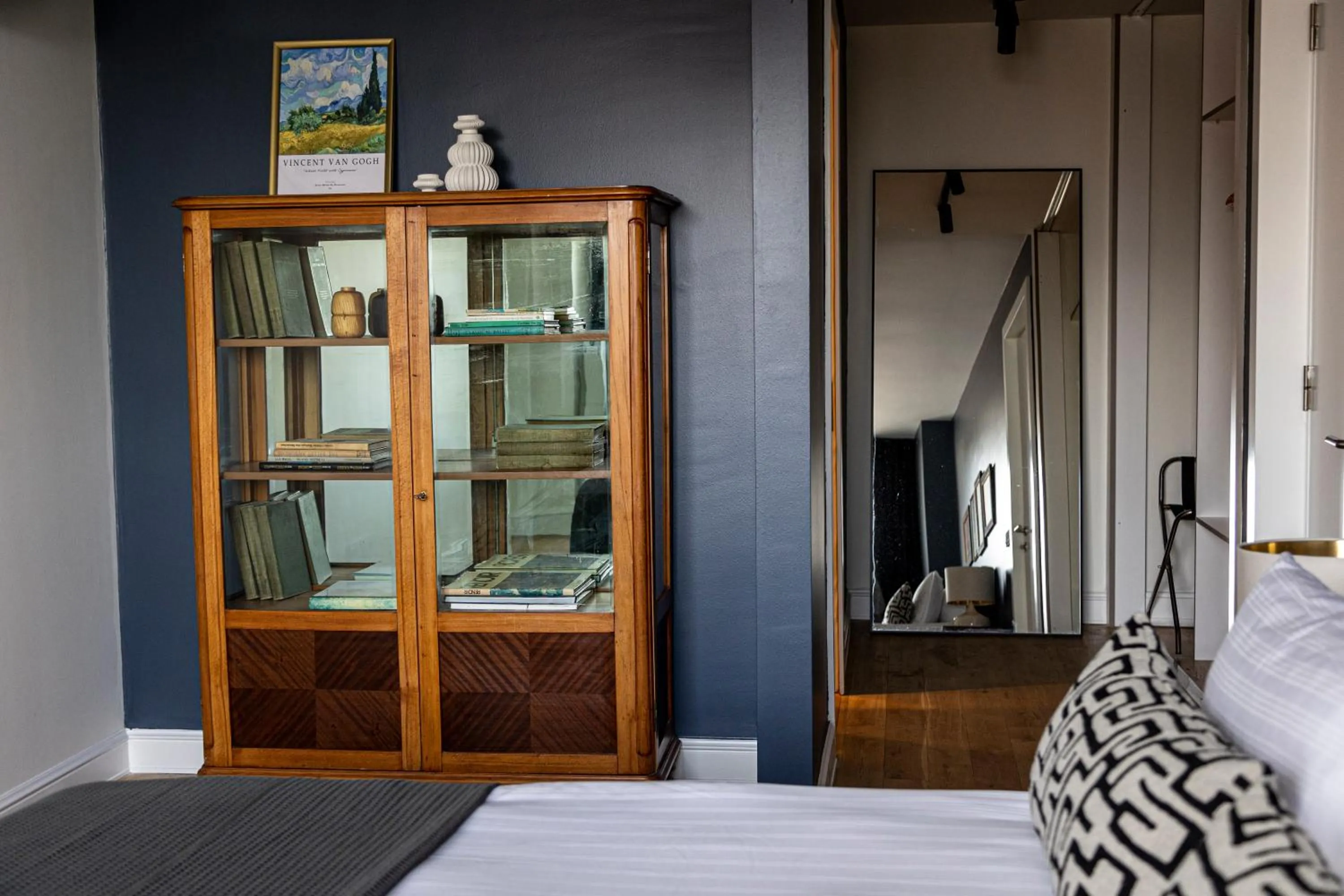 Decorative detail, Bed in GALATA M84