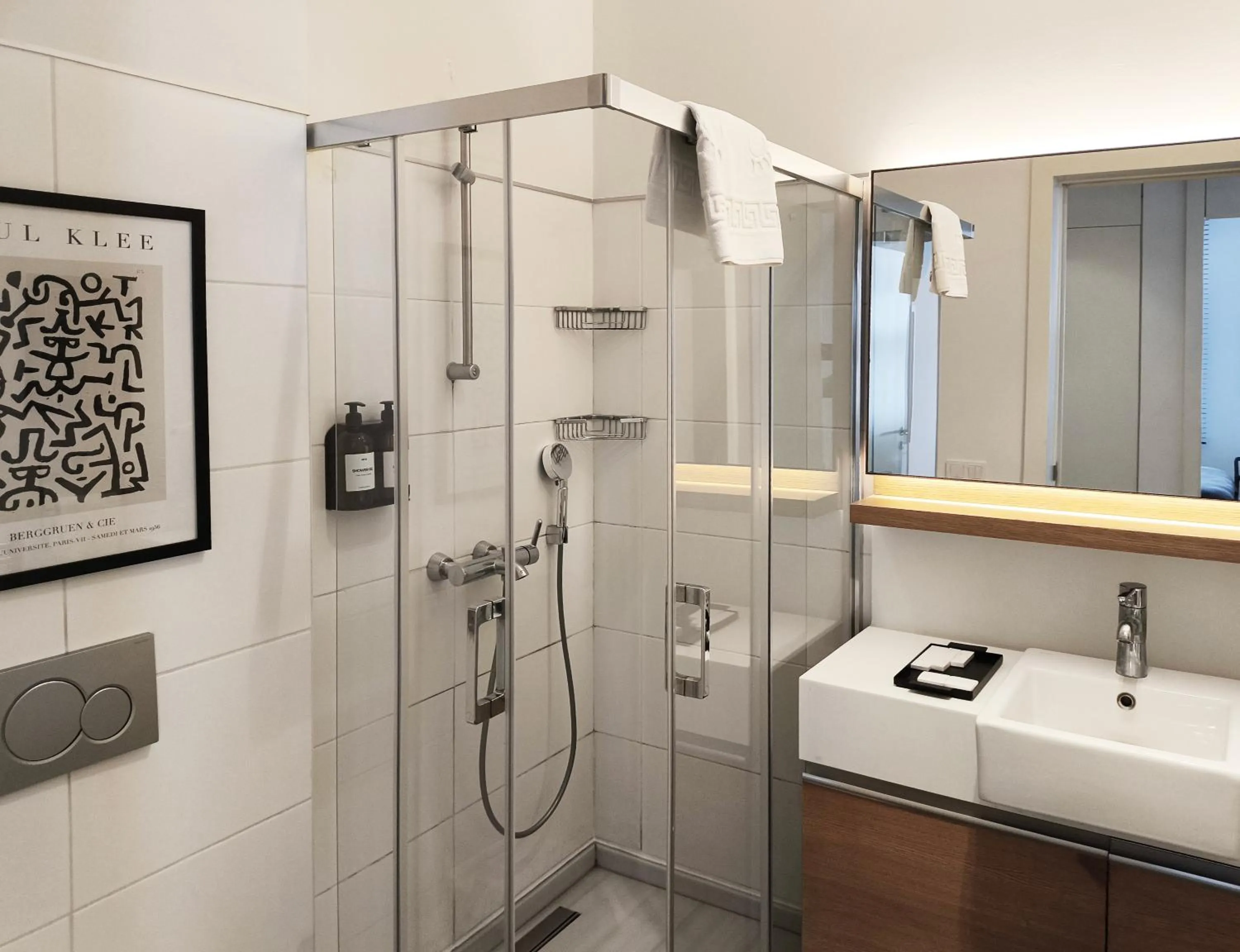 Bathroom in GALATA M84