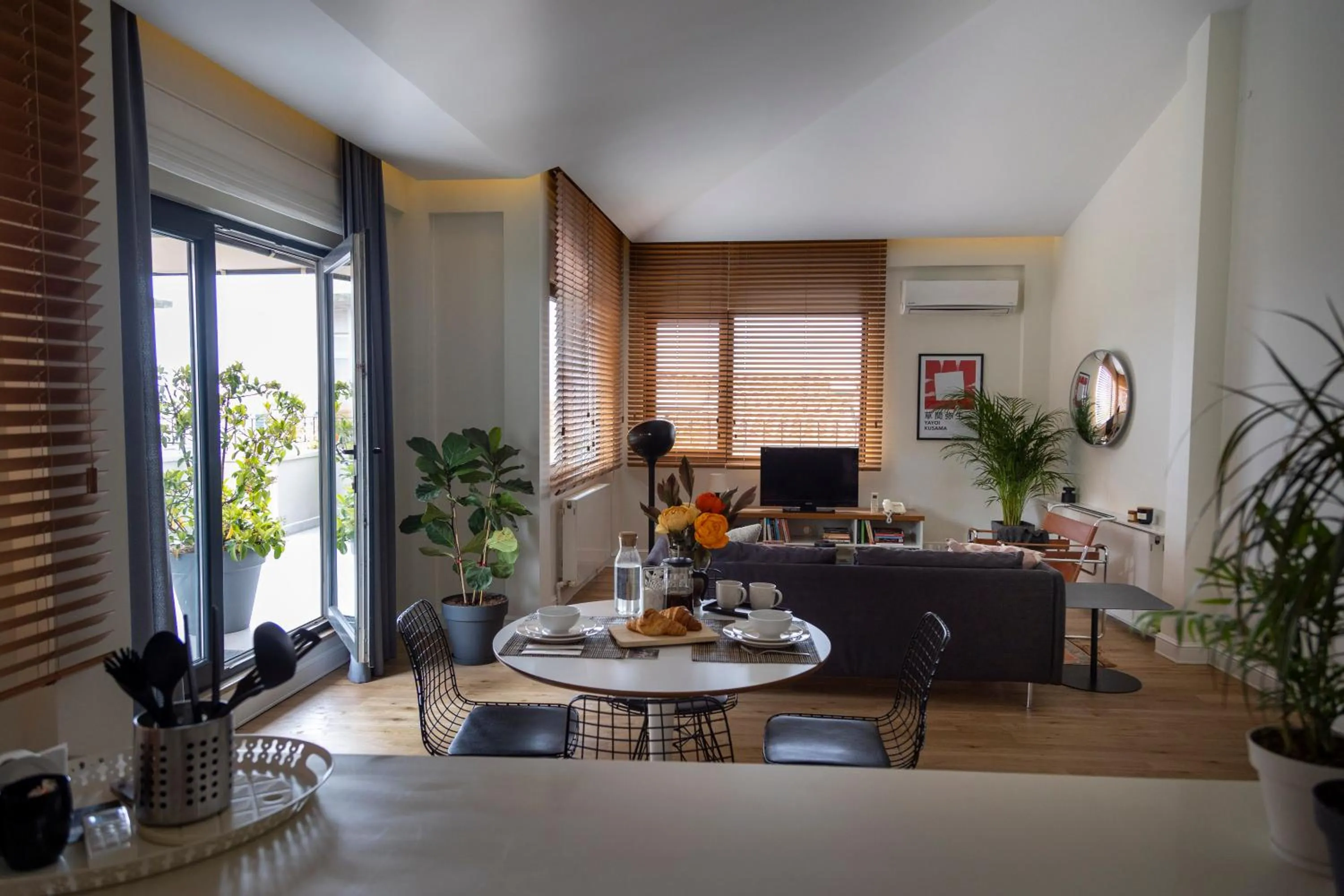 Living room in GALATA M84