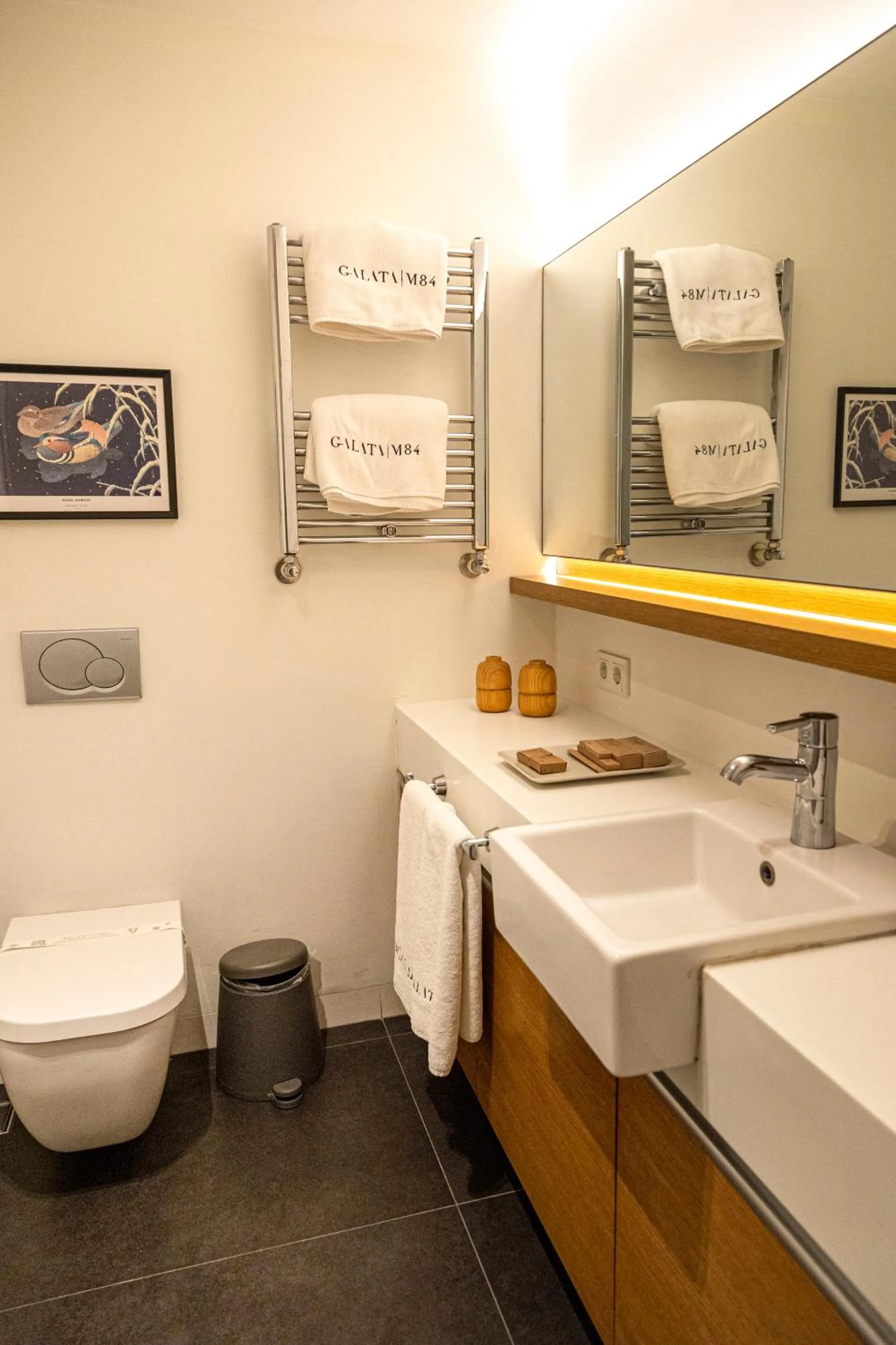 Bathroom in GALATA M84