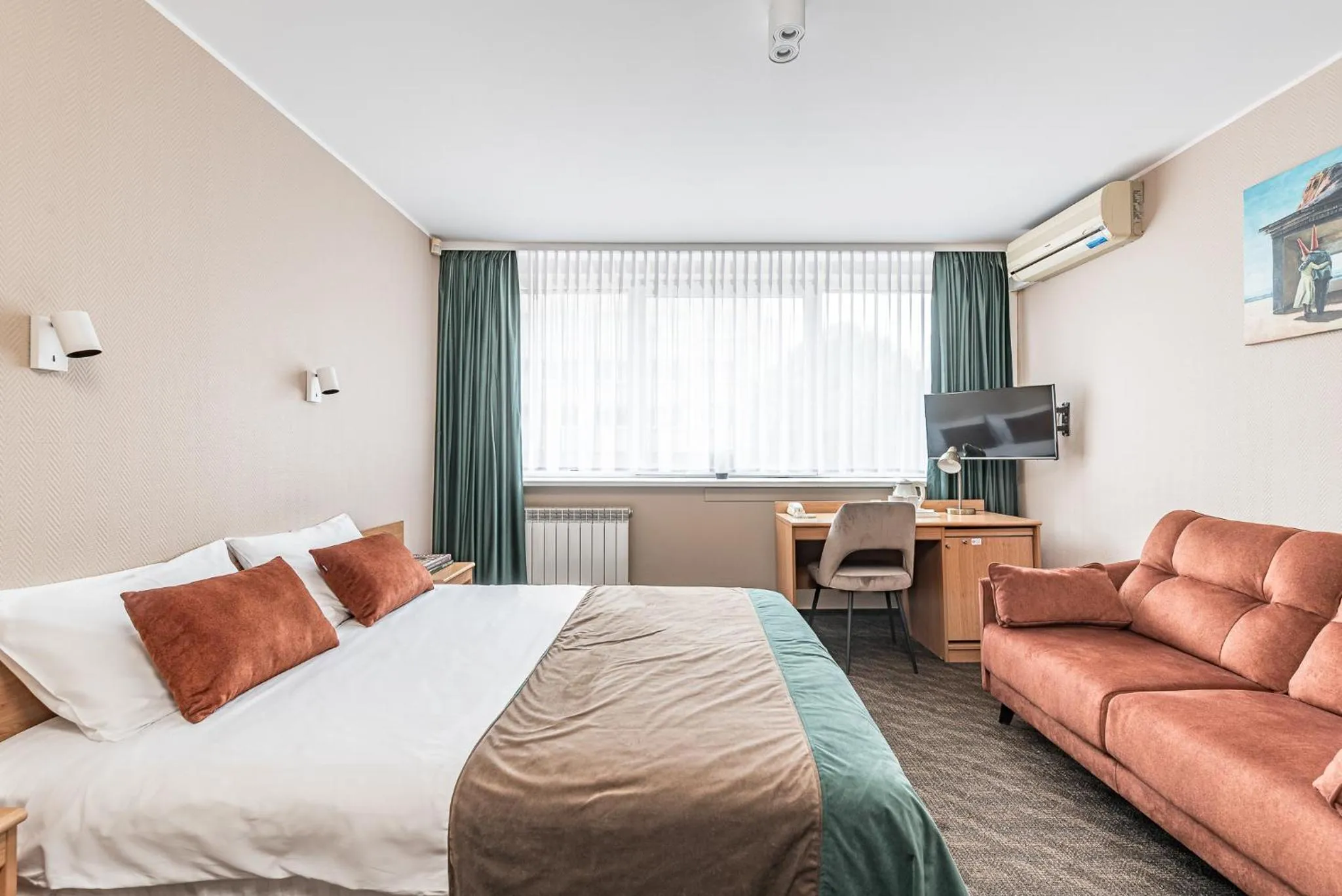 Photo of the whole room, Bed in Hotel Zemaites