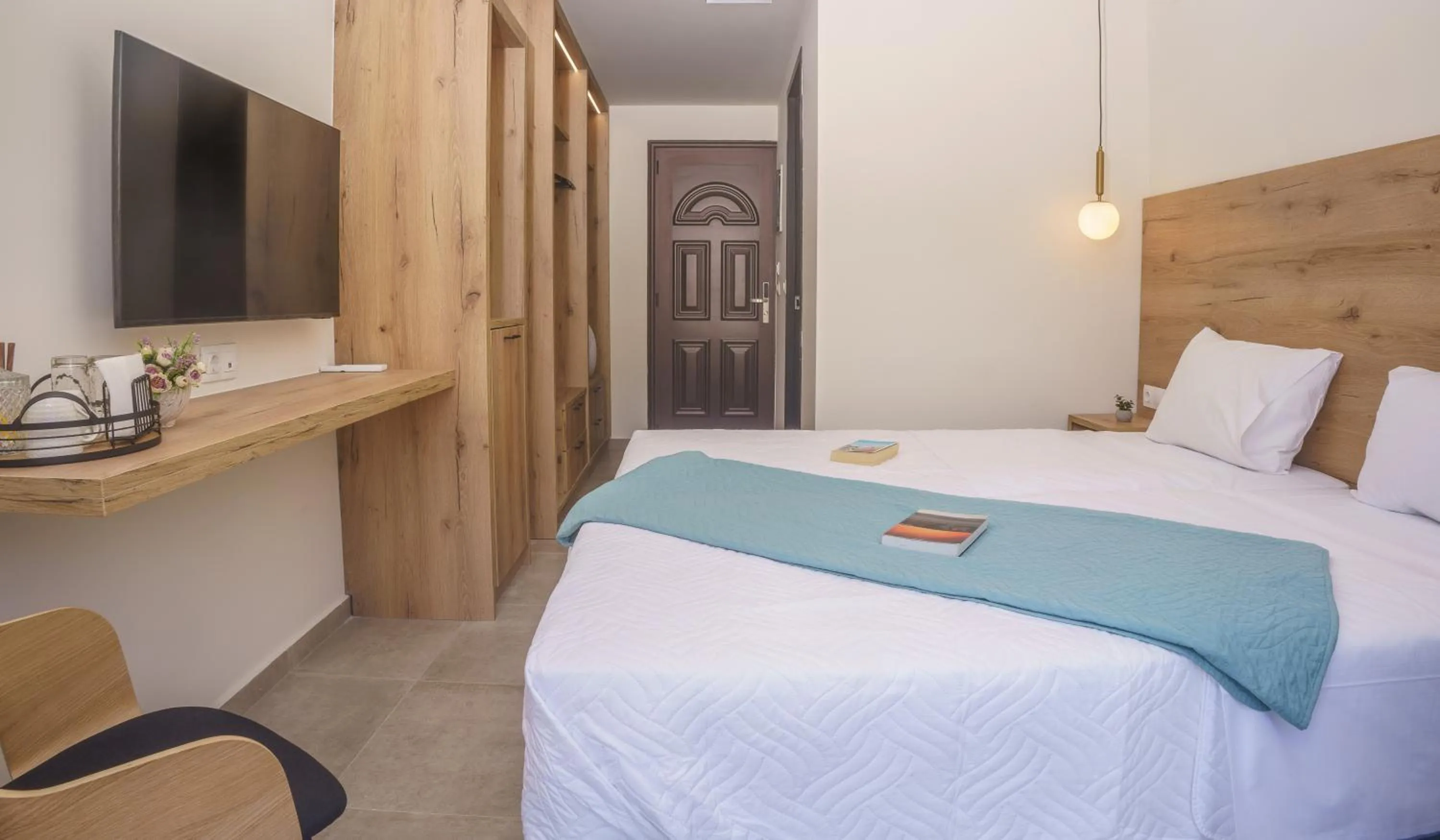 TV and multimedia in Sunlight Hotel