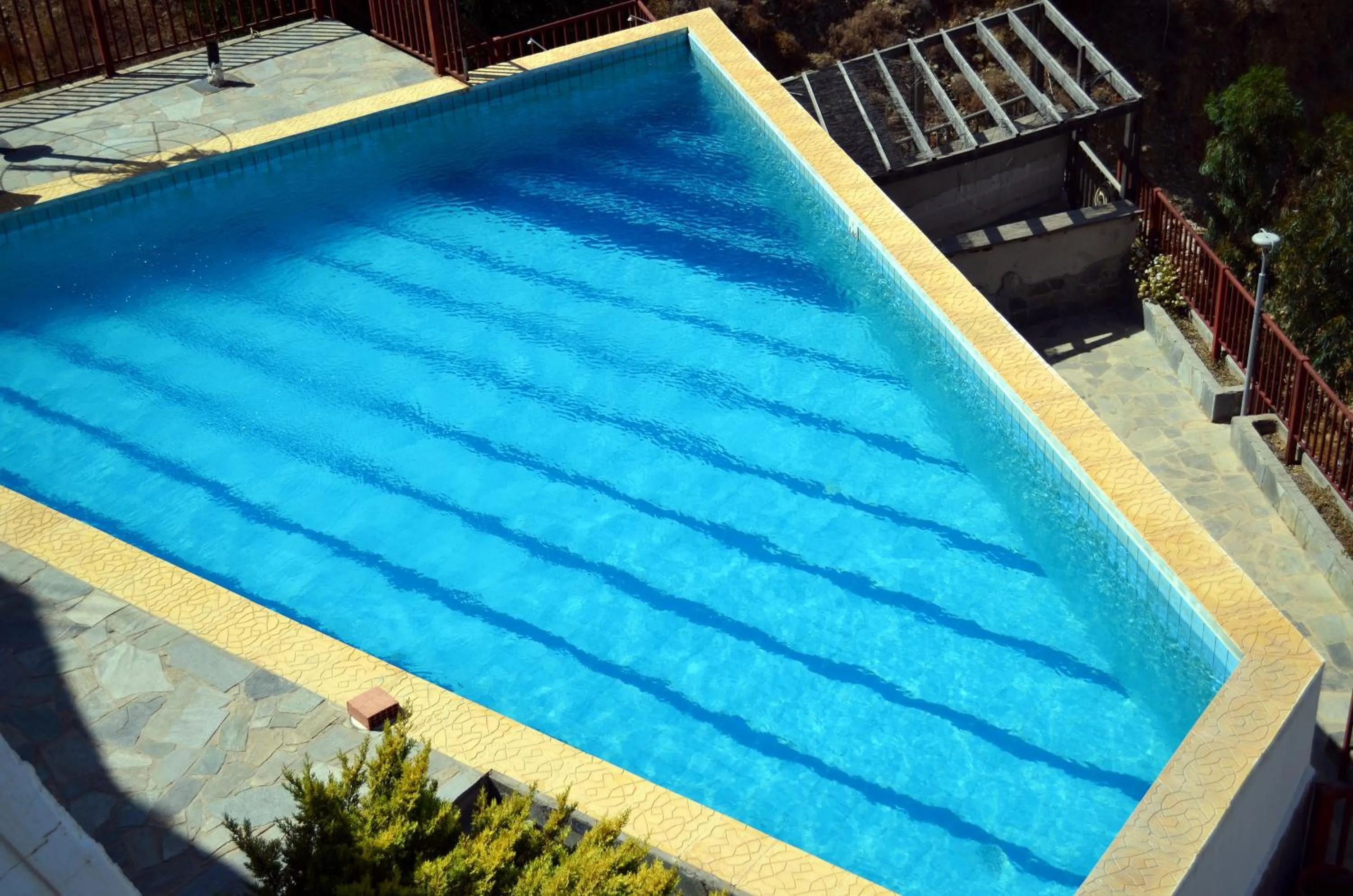 Swimming pool in Sunlight Hotel