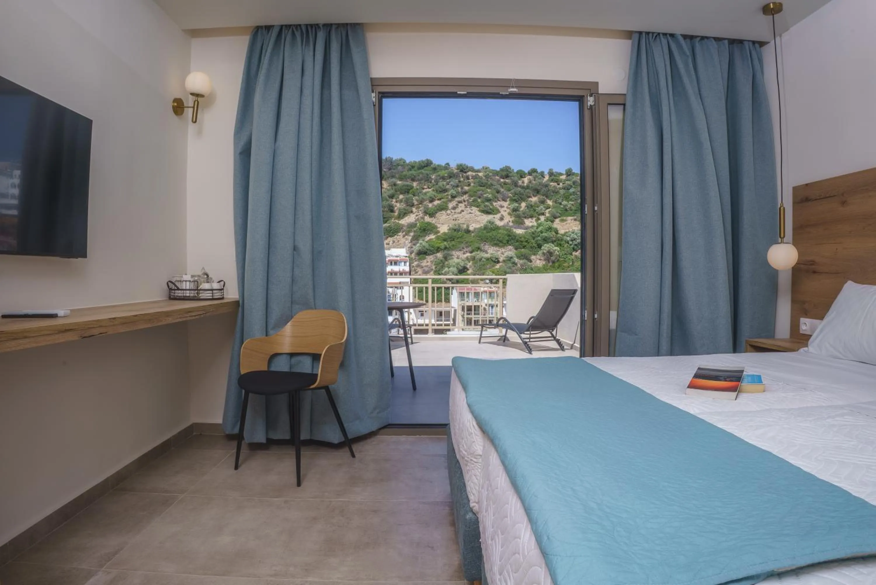 Natural landscape in Sunlight Hotel