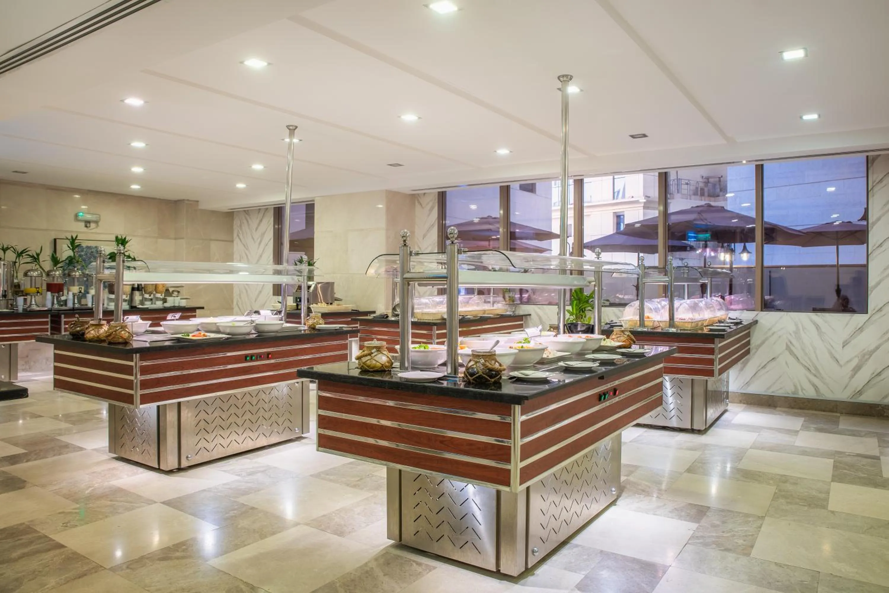 Food in Al Kiswah Towers Hotel