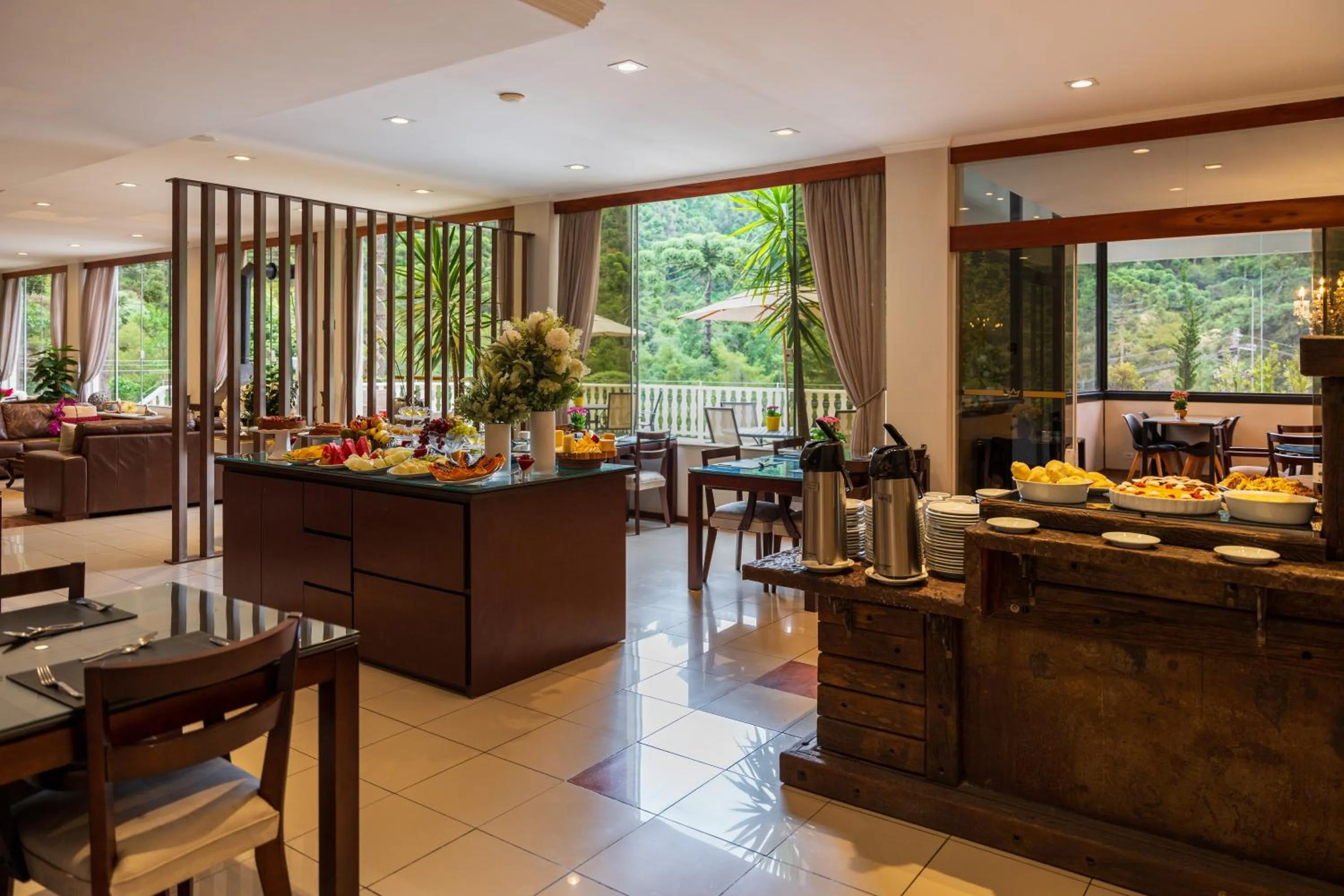 Food and drinks in Pousada Grandchamp - Campos do Jordao