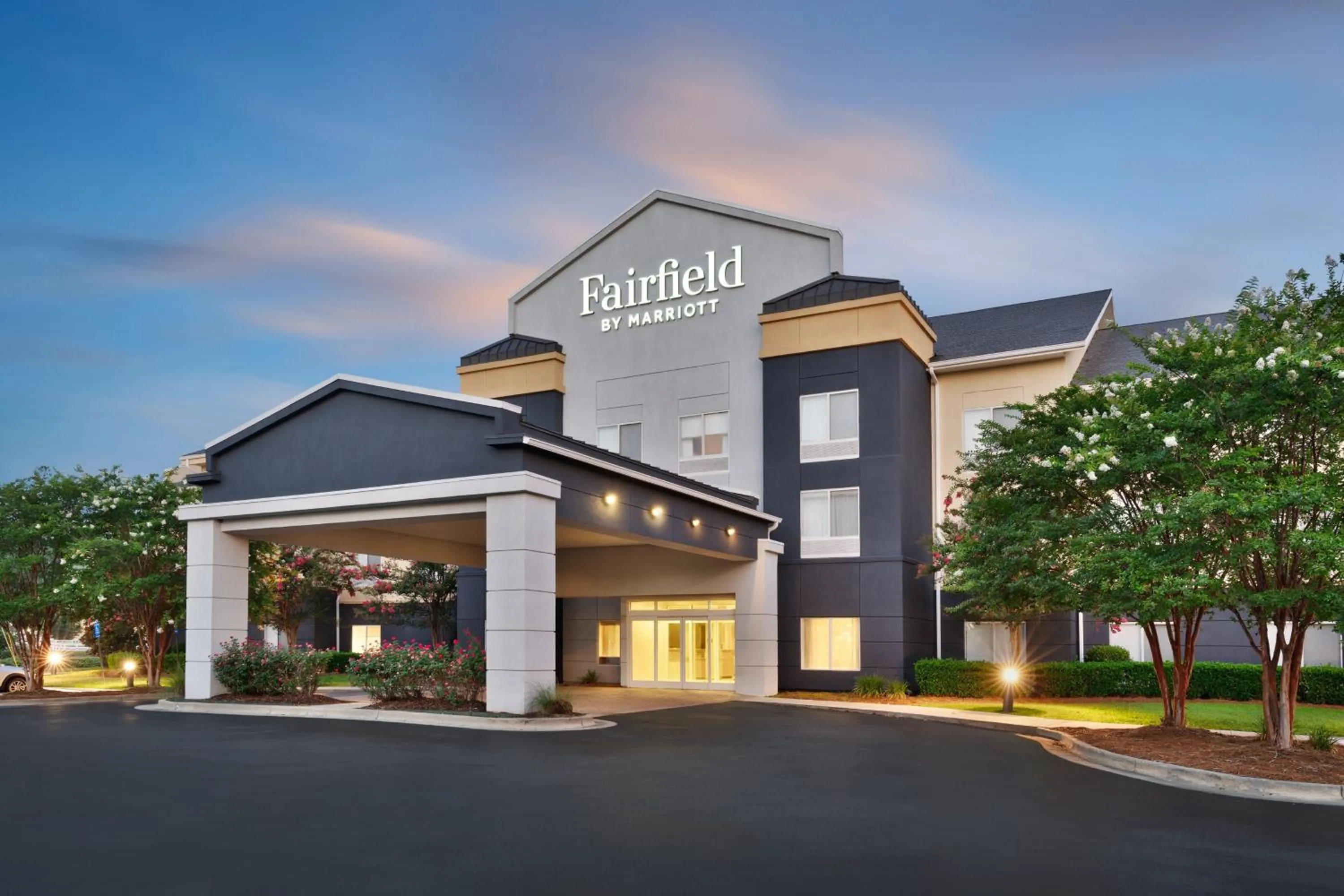 Property building in Fairfield Inn & Suites by Marriott Albany