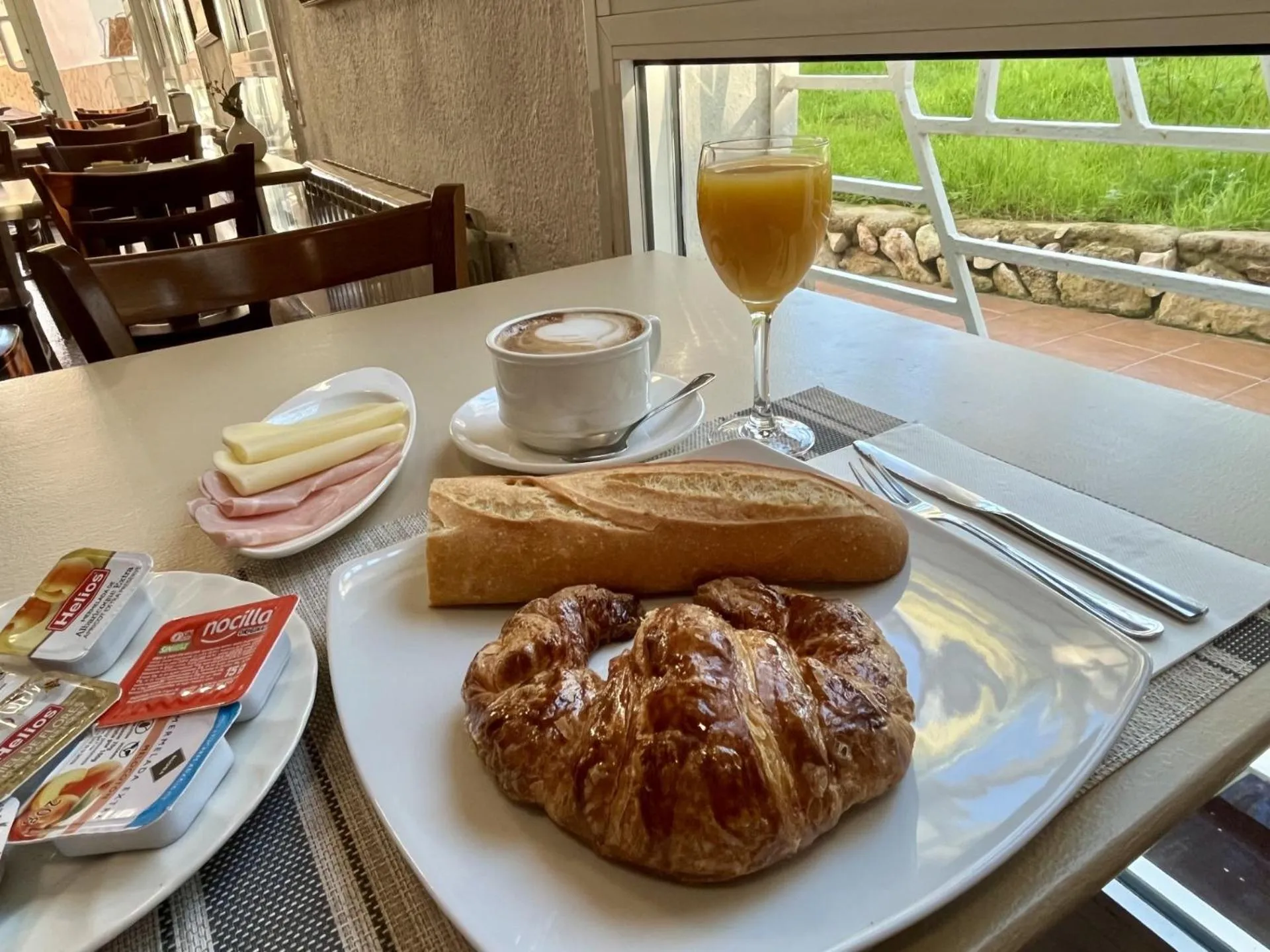 Breakfast in Hotel Oreneta