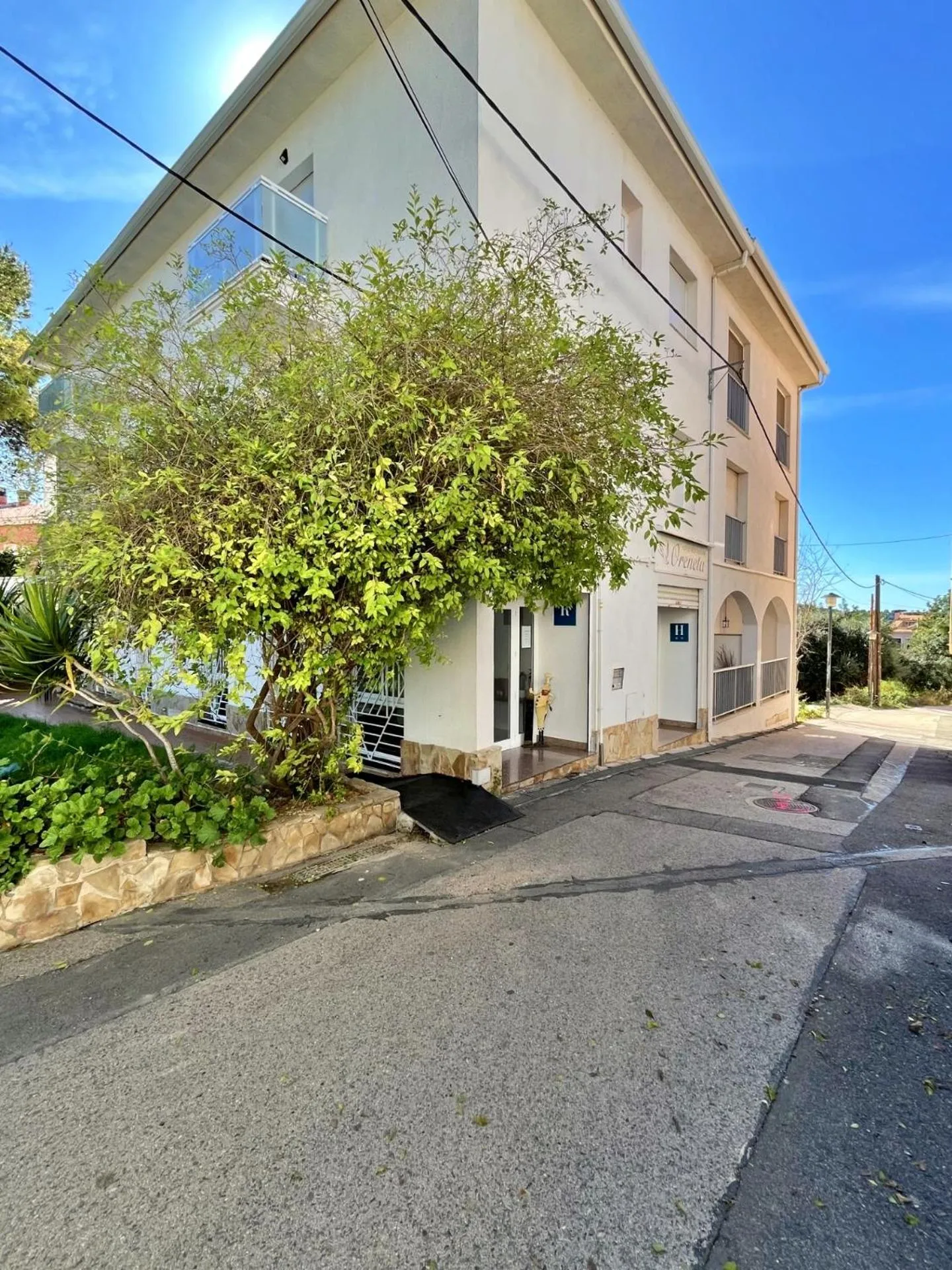 Property building in Hotel Oreneta