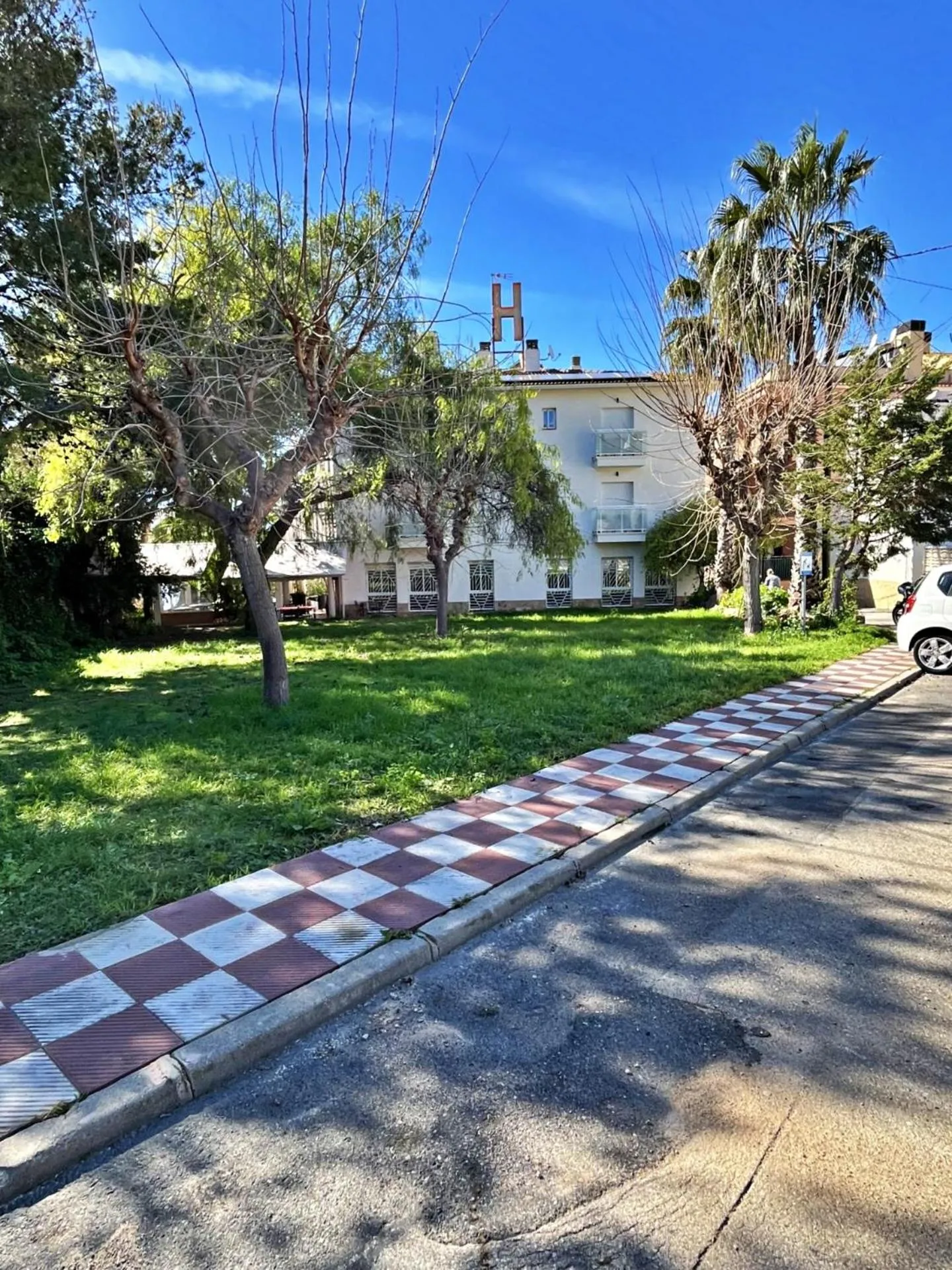 Facade/entrance in Hotel Oreneta