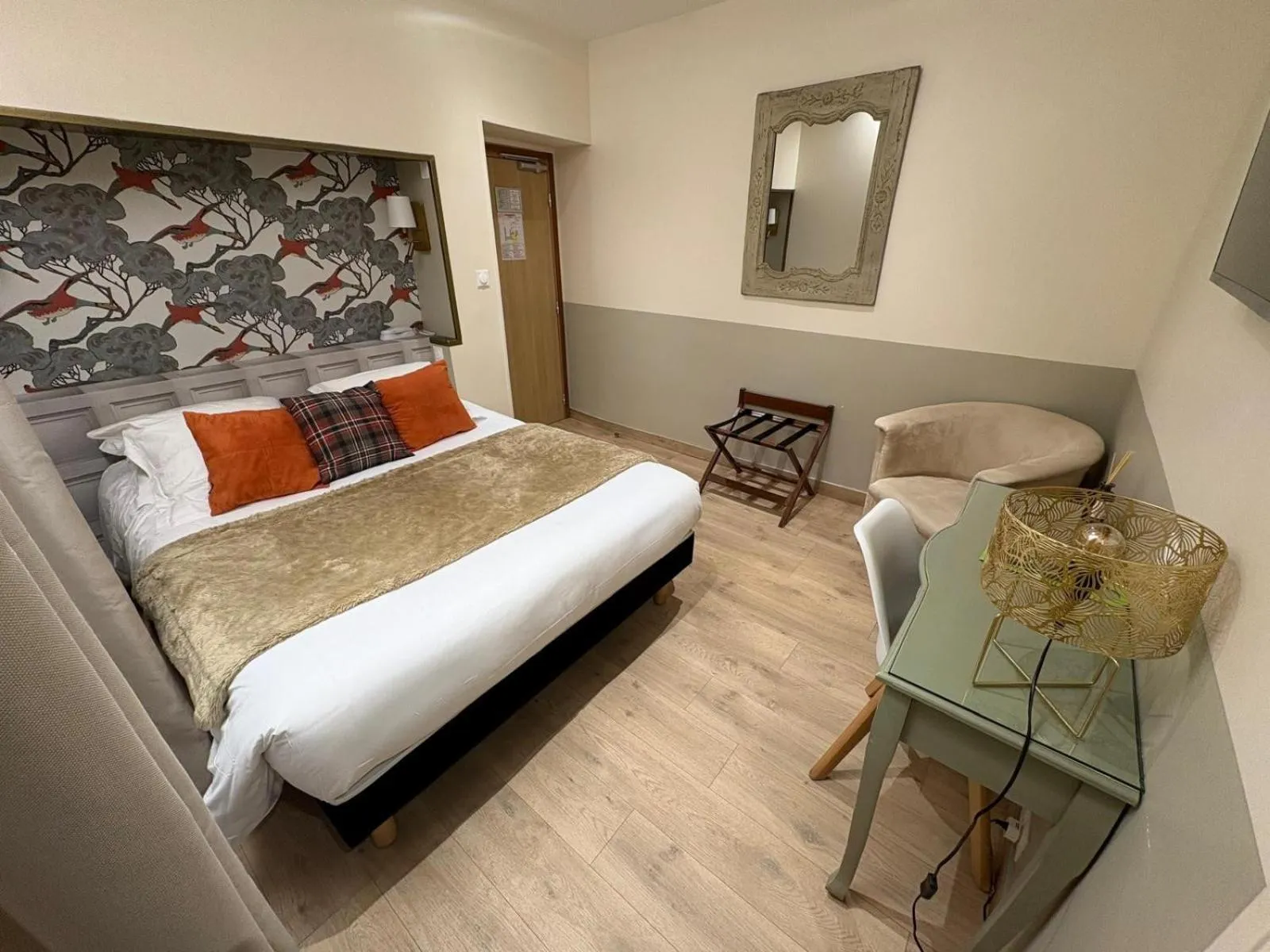 Bed in Hôtel Moderna