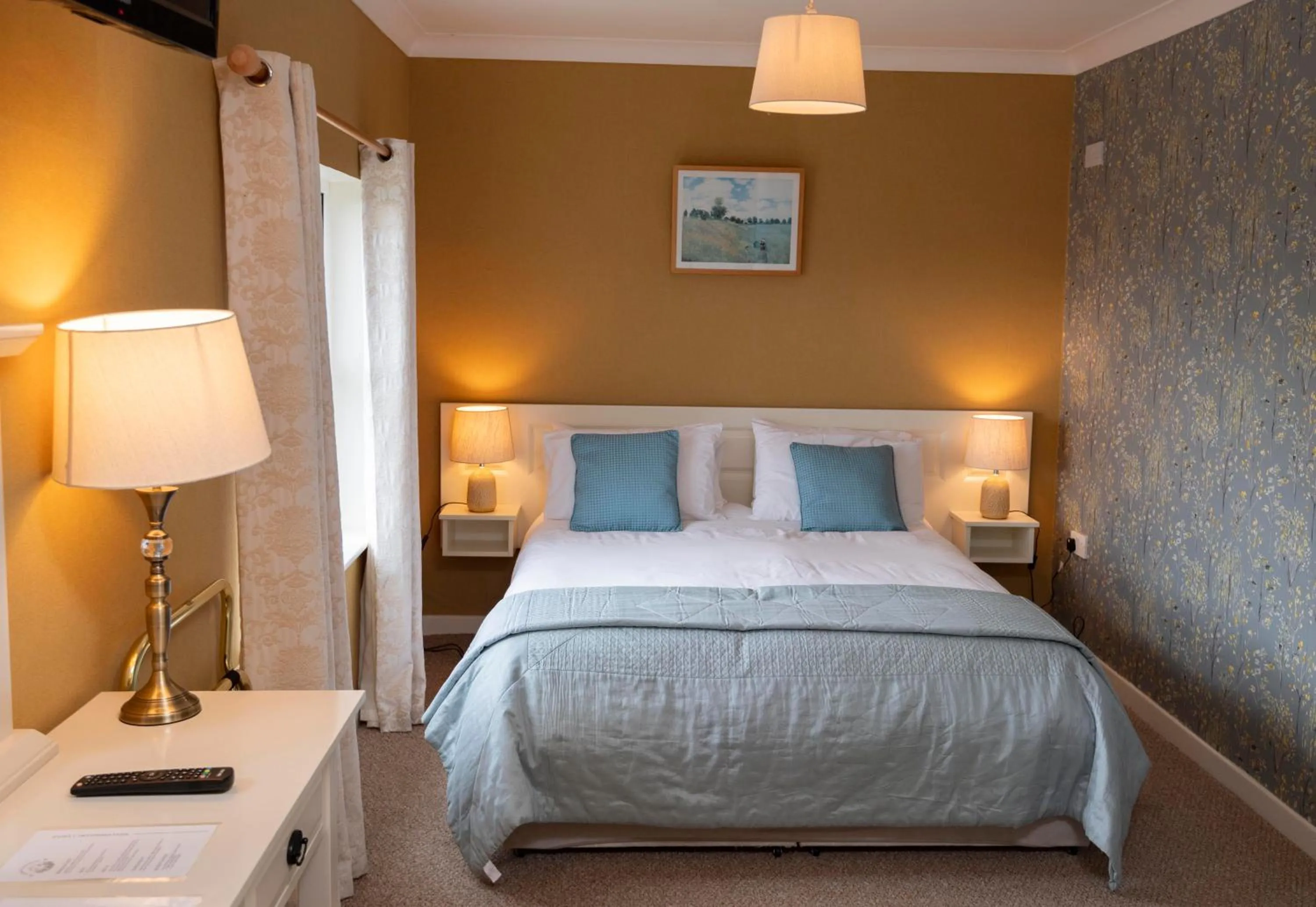 Bedroom, Bed in Murphys Farmhouse B&B