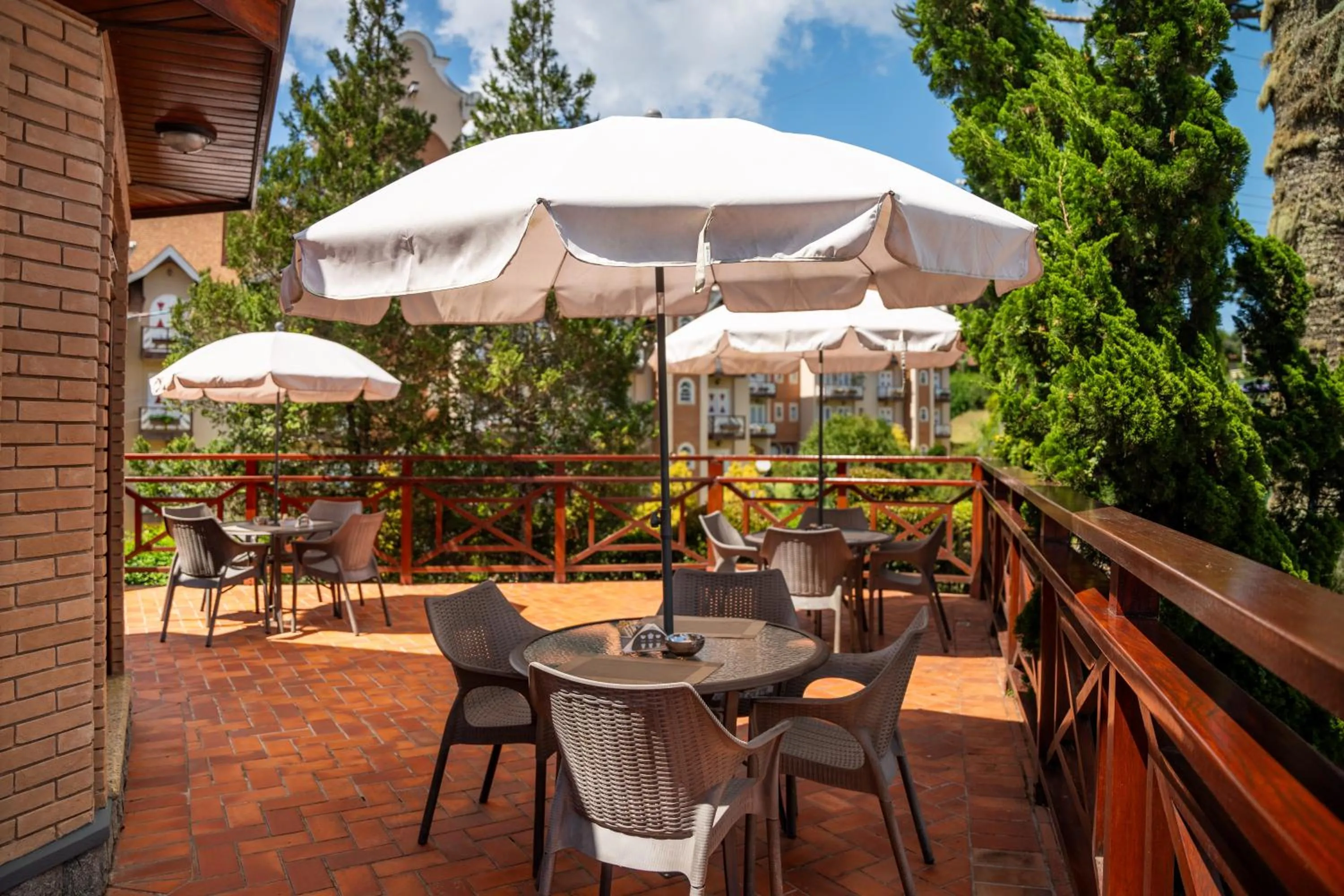Balcony/Terrace in Pousada Campos de Provence Campos do Jordão