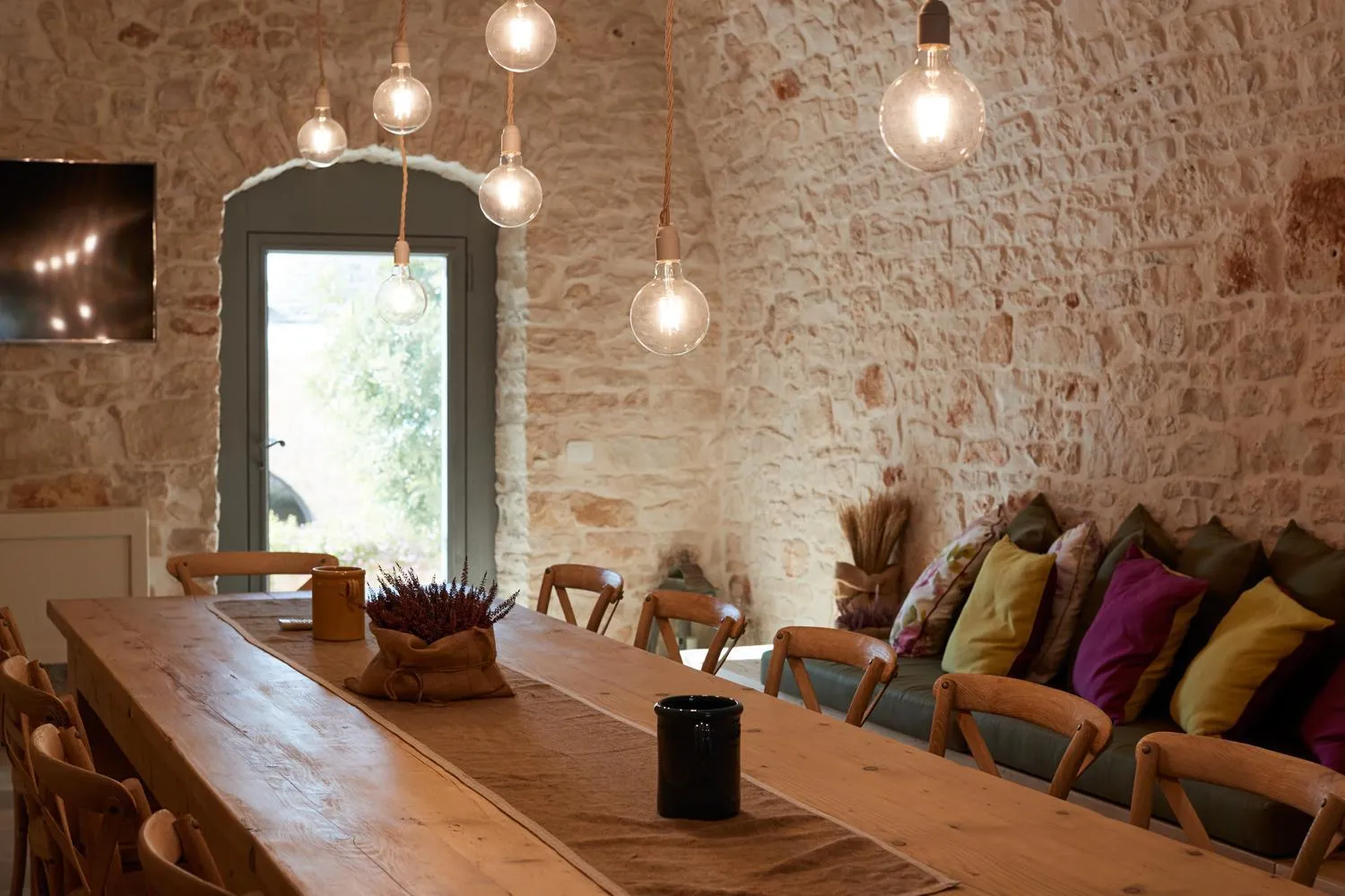 Communal lounge/ TV room in Masseria Grieco