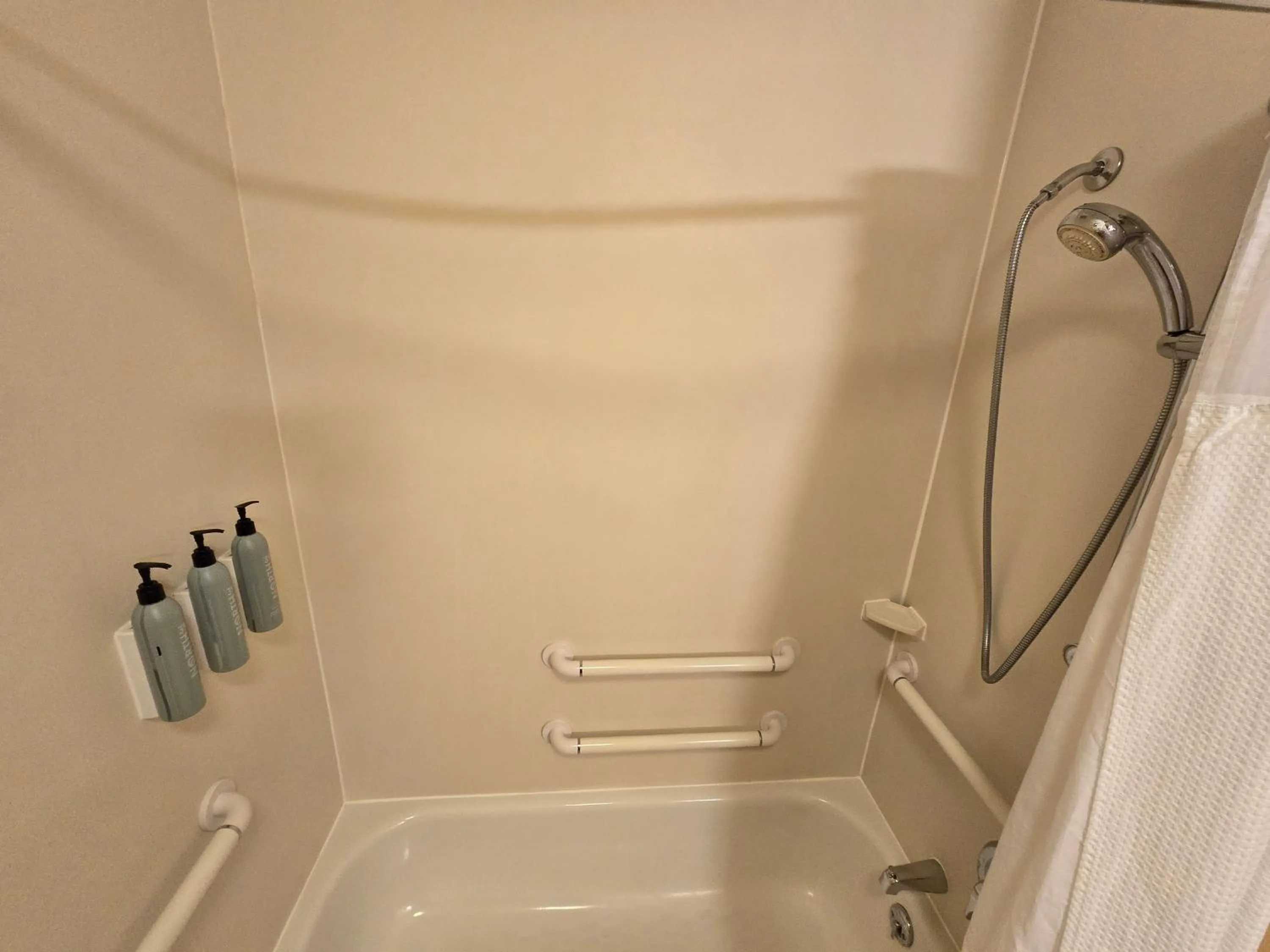 Bathroom in Country Inn & Suites by Radisson, Convention Center