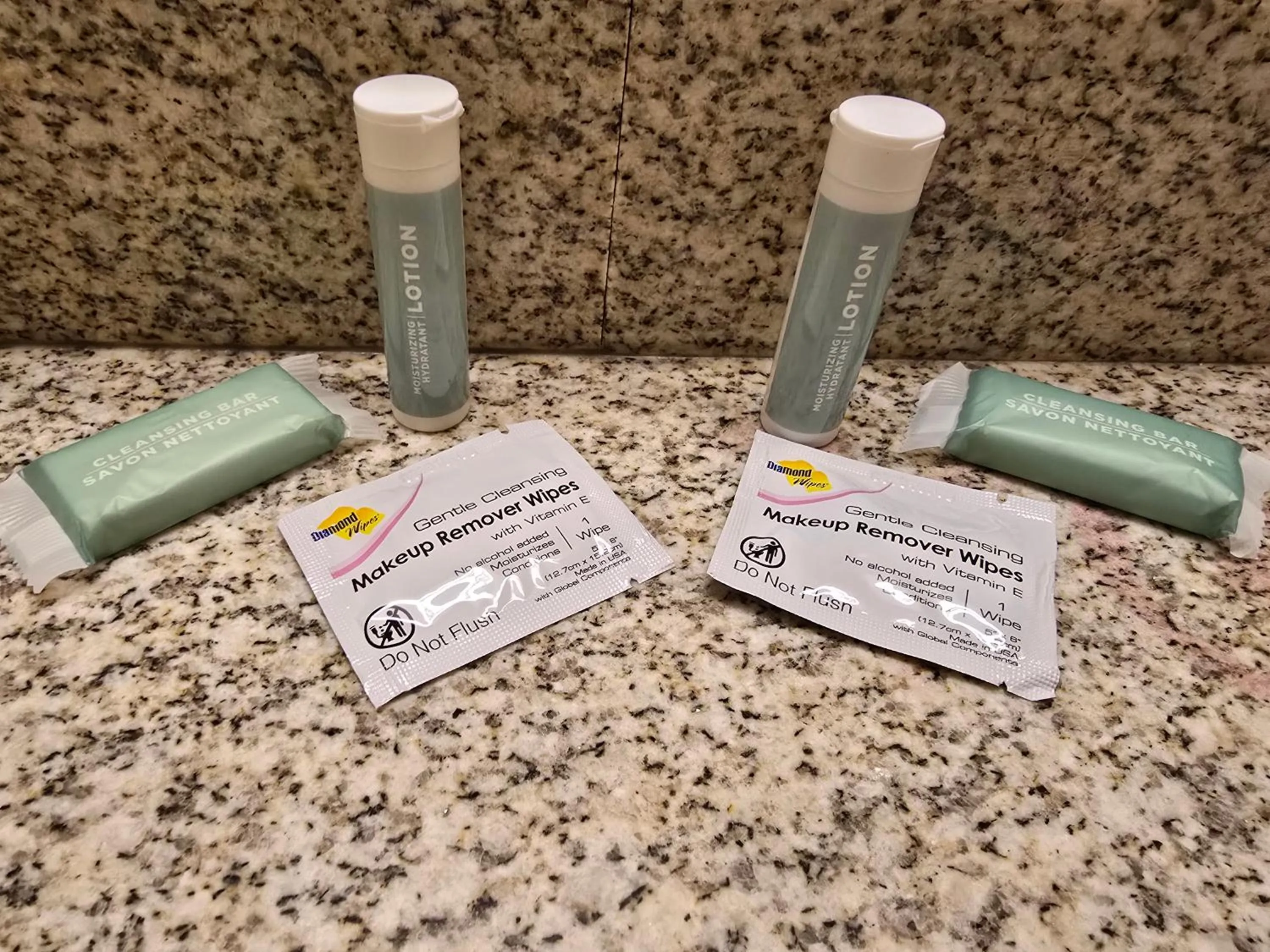 Bathroom in Country Inn & Suites by Radisson, Convention Center