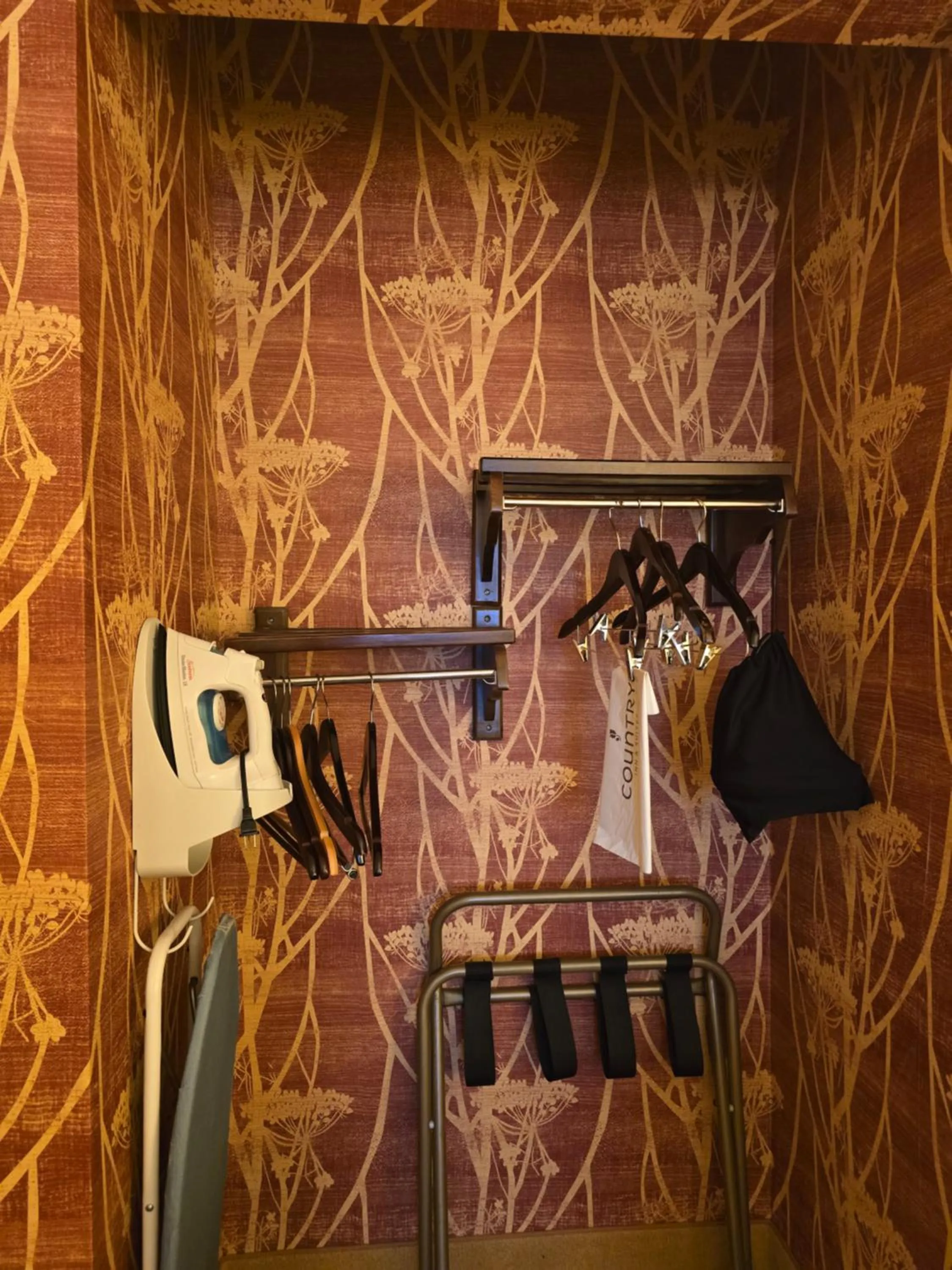 Bedroom in Country Inn & Suites by Radisson, Convention Center