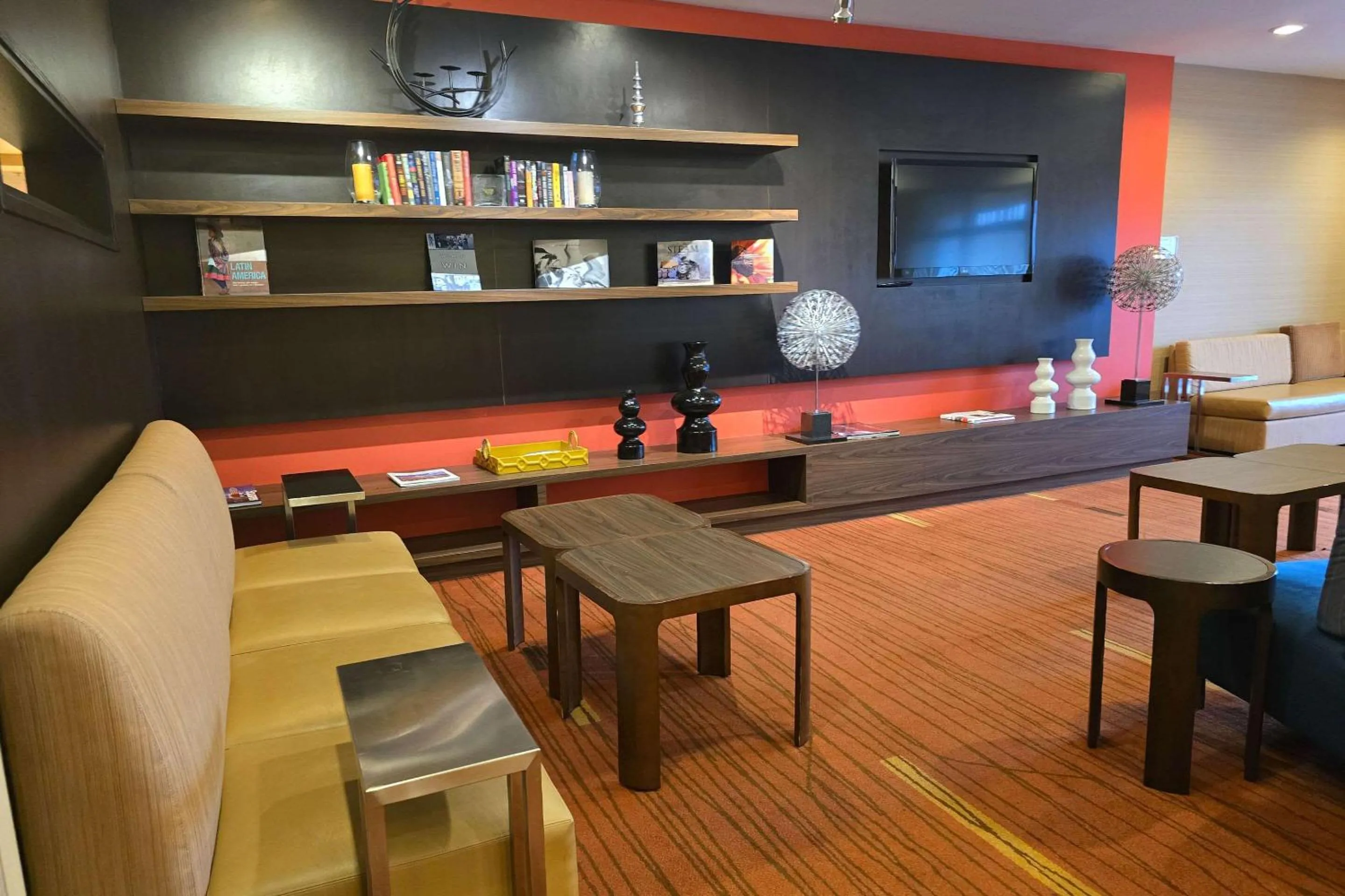 Lobby or reception in Courtyard Altoona