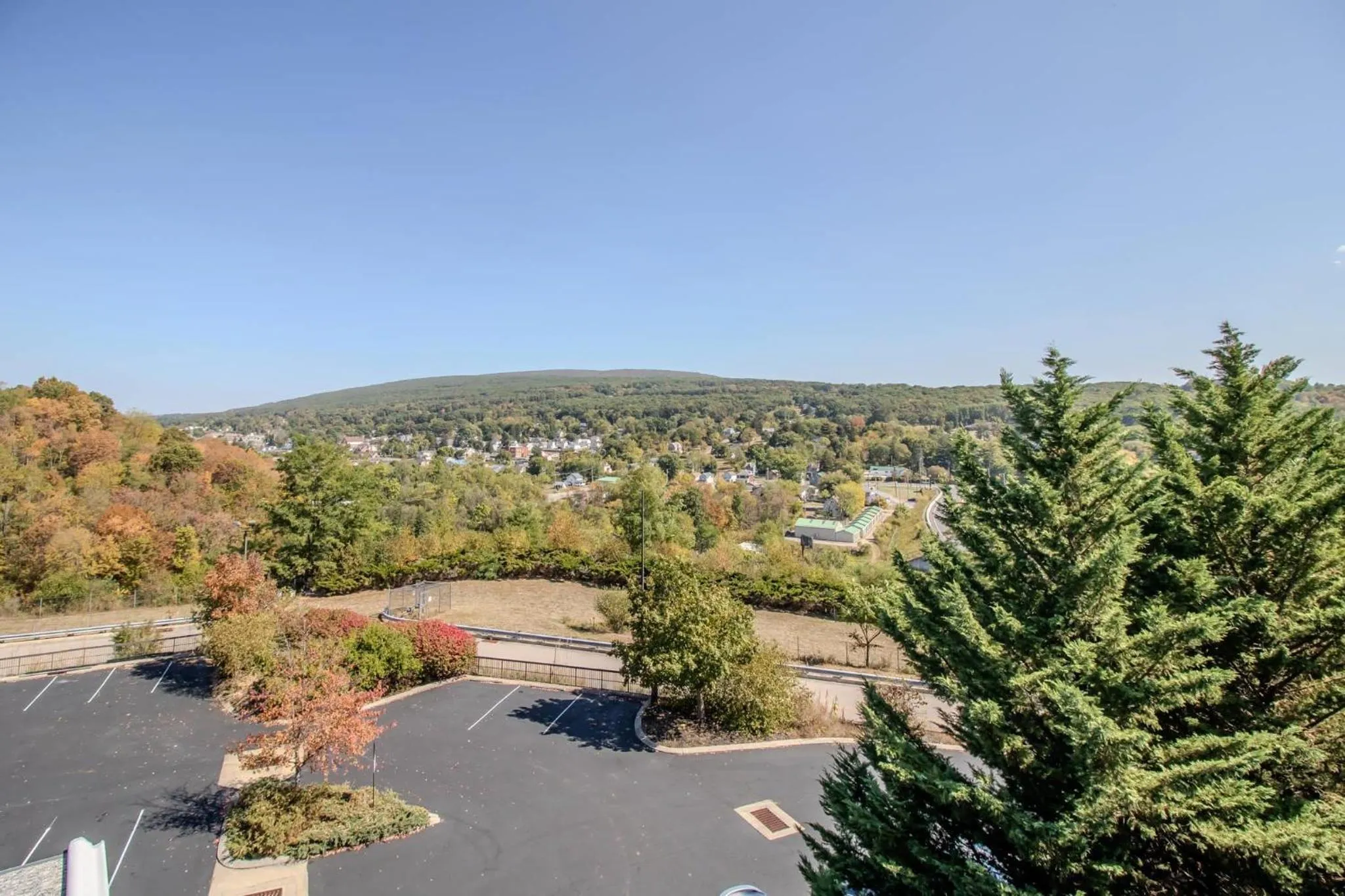 Bedroom in Country Inn & Suites by Radisson, Convention Center