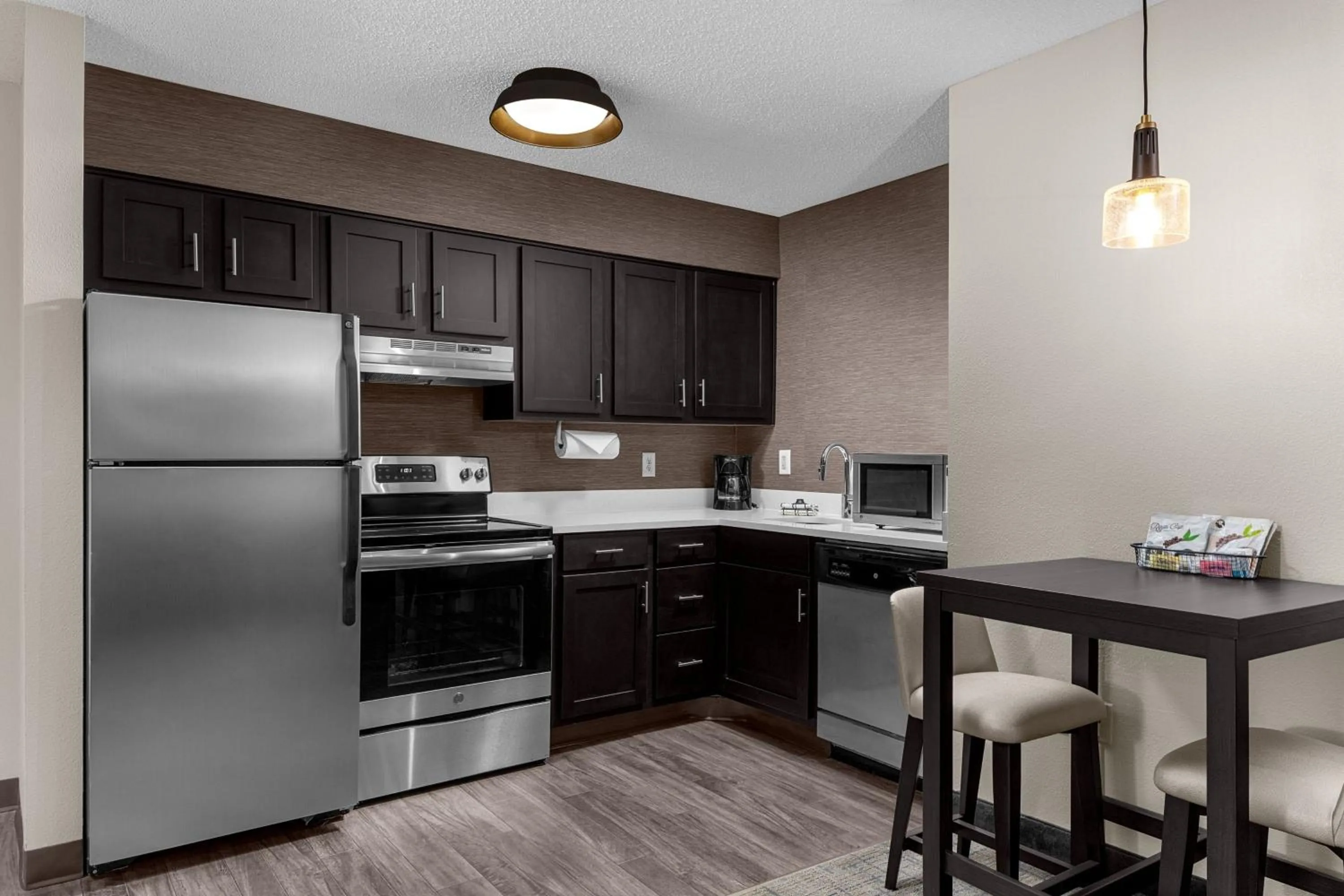 Kitchen or kitchenette in Residence Inn Atlanta Norcross/Peachtree Corners
